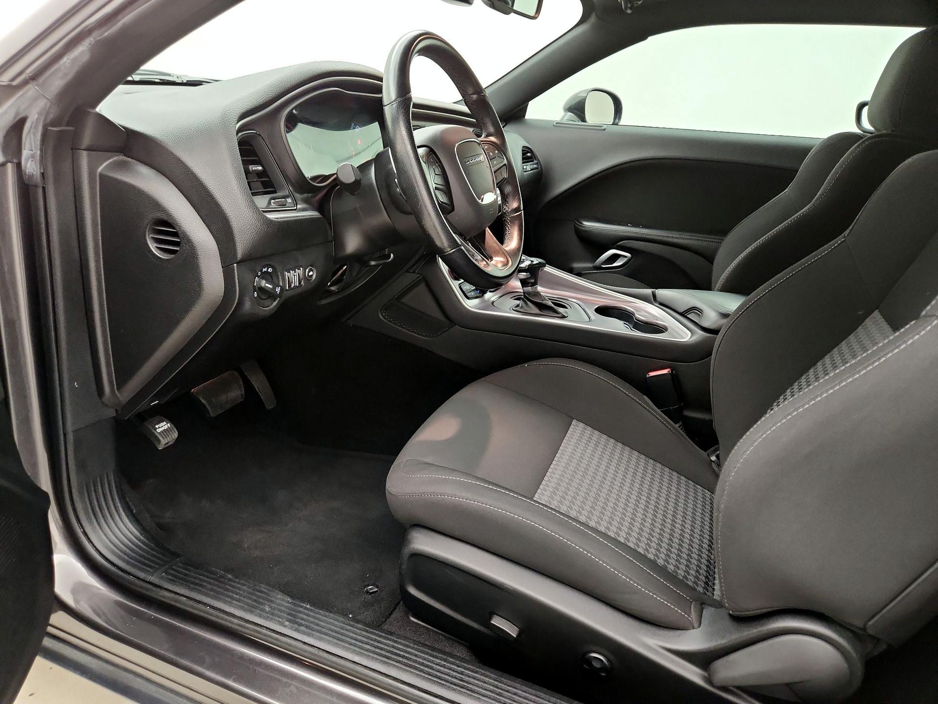 Thumbnail: 2021 Dodge Challenger - 11