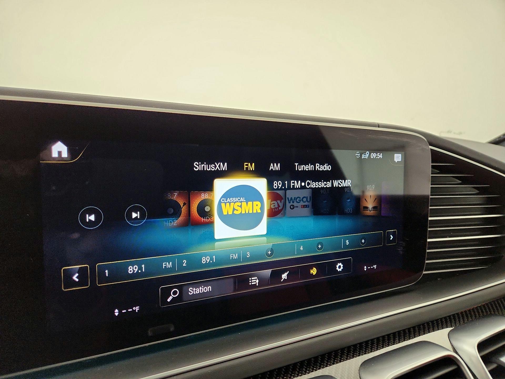 Thumbnail: 2022 Mercedes-Benz GL-Class - 16