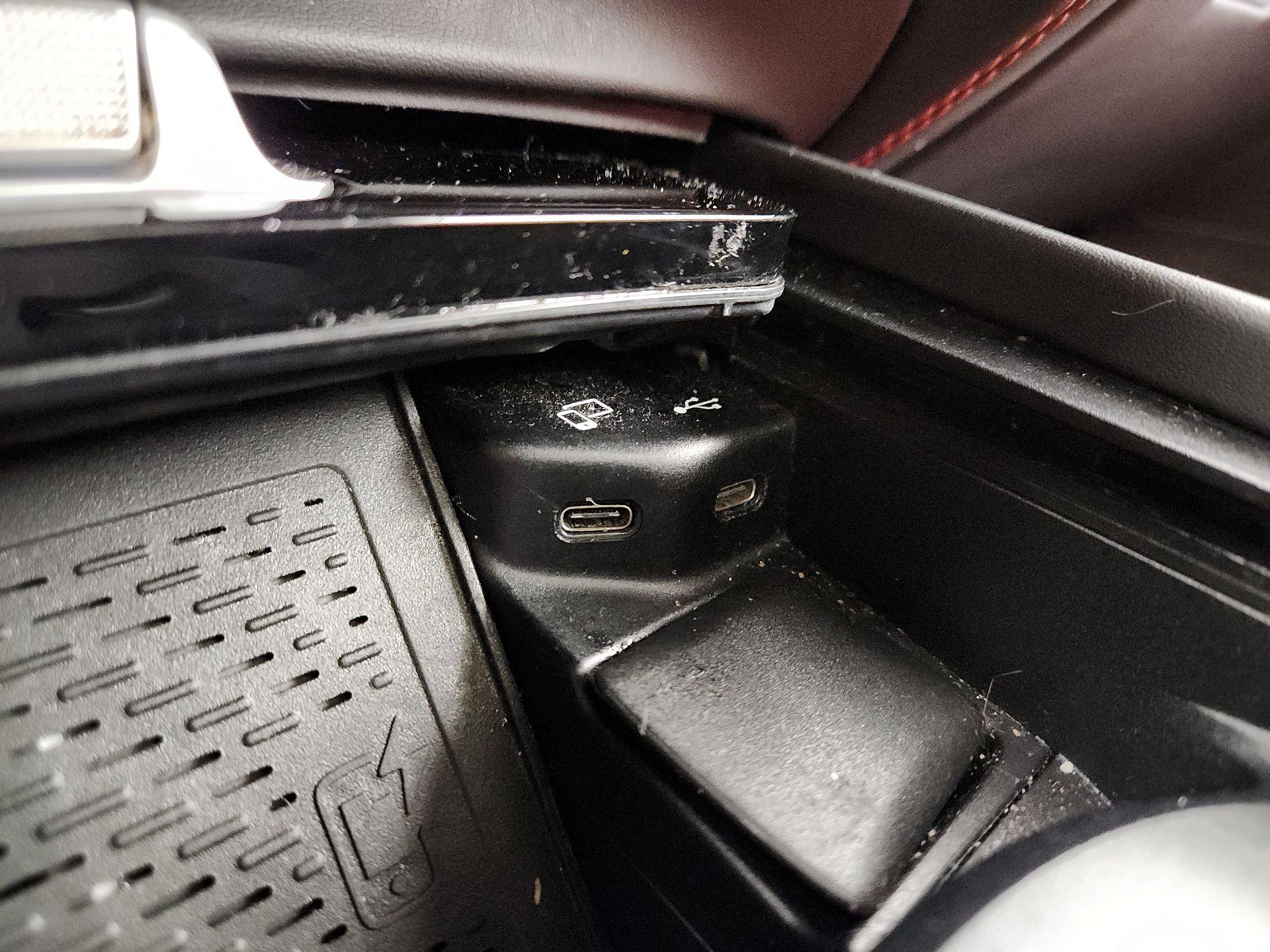 Thumbnail: 2022 Mercedes-Benz GL-Class - 19