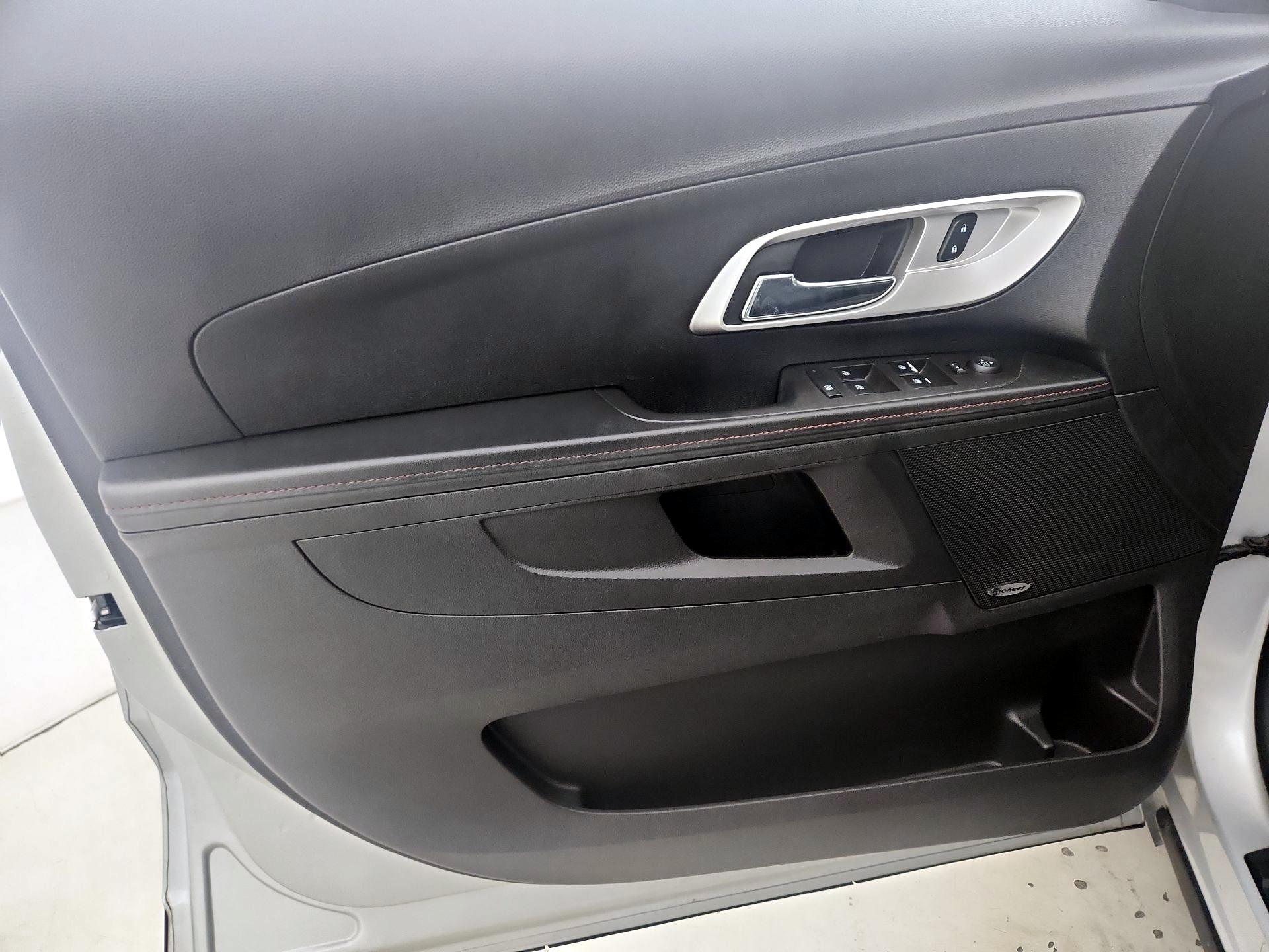 Thumbnail: 2014 Chevrolet Equinox - 12