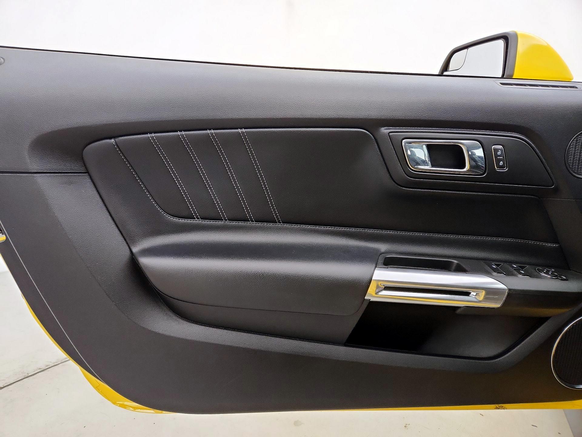 Thumbnail: 2017 Ford Mustang - 12