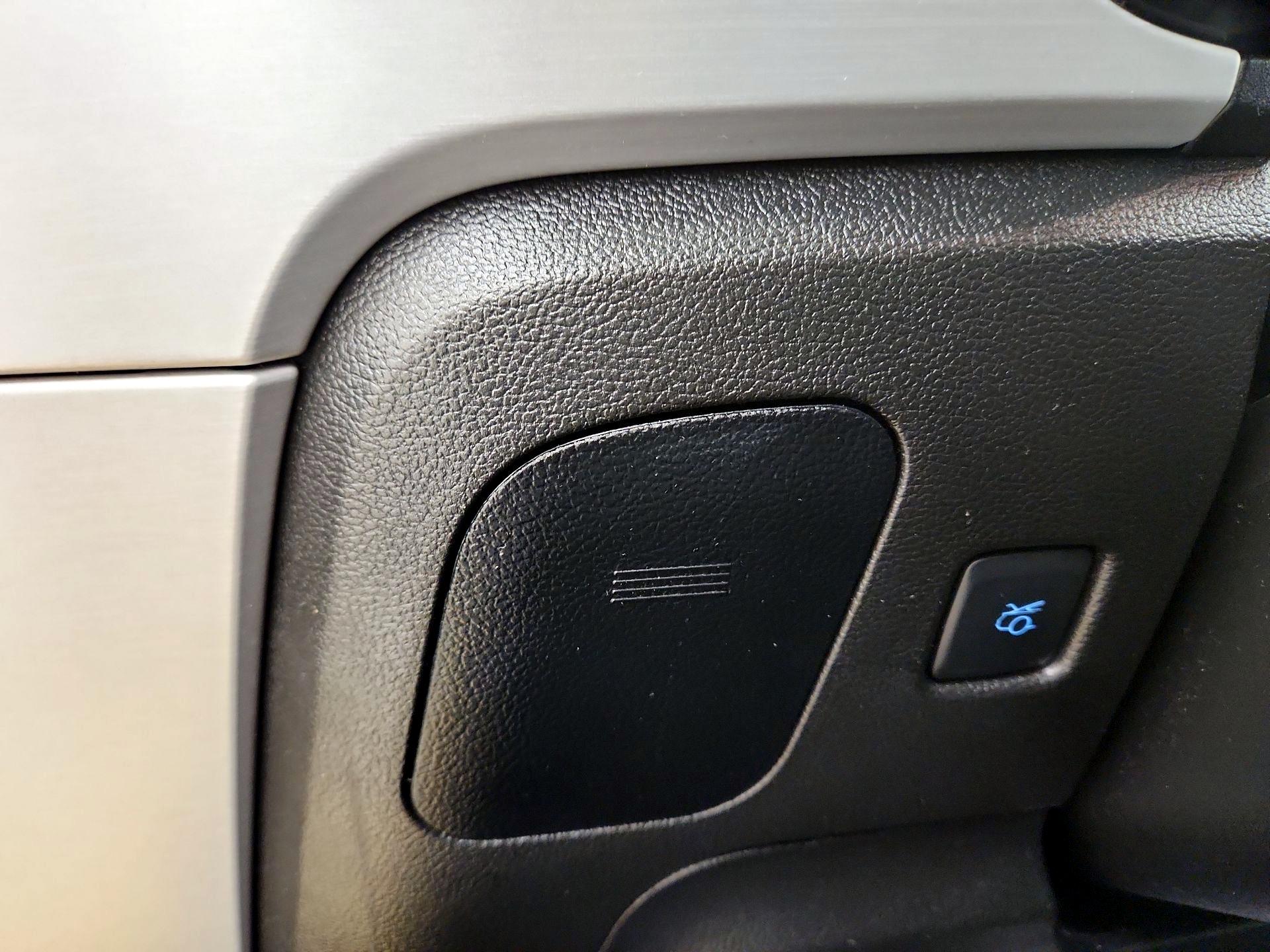 Thumbnail: 2017 Ford Mustang - 13