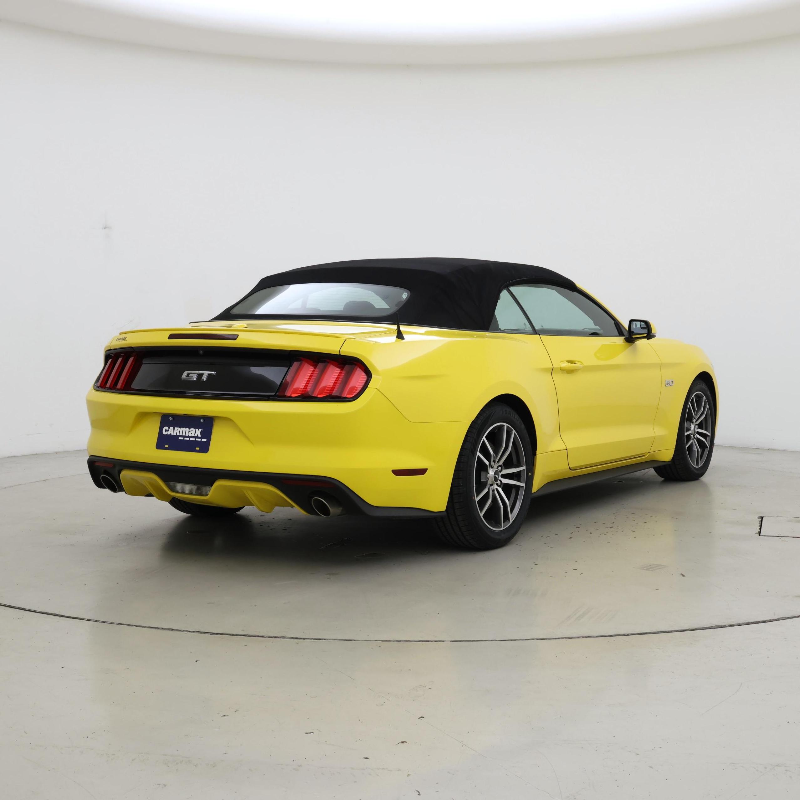 Thumbnail: 2017 Ford Mustang - 8