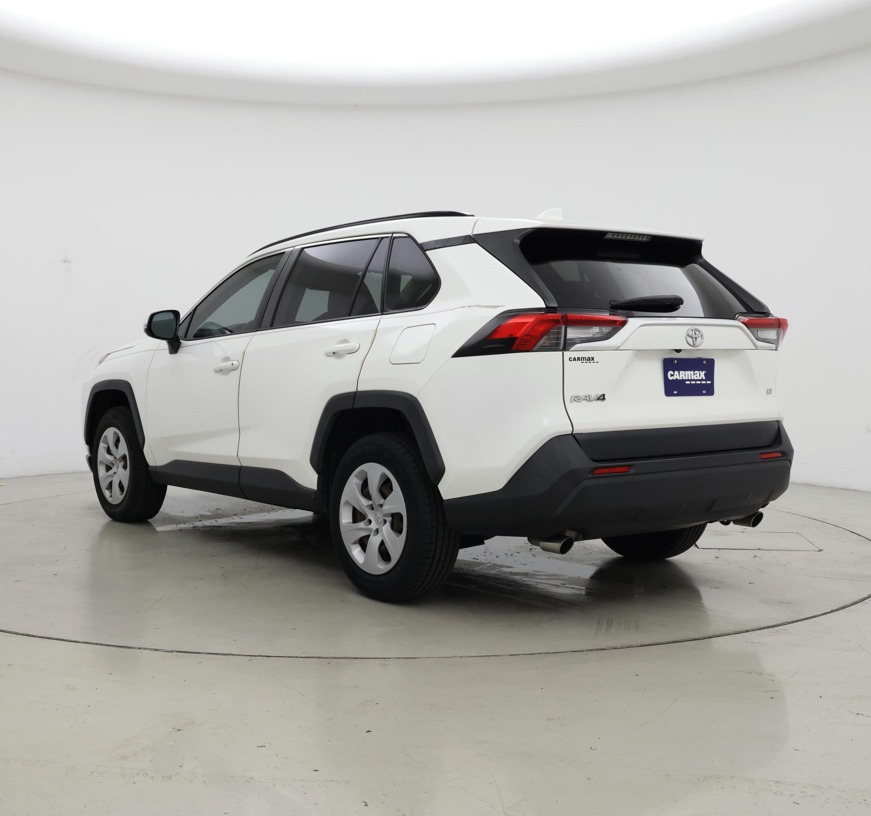 Thumbnail: 2019 Toyota RAV4 - 2