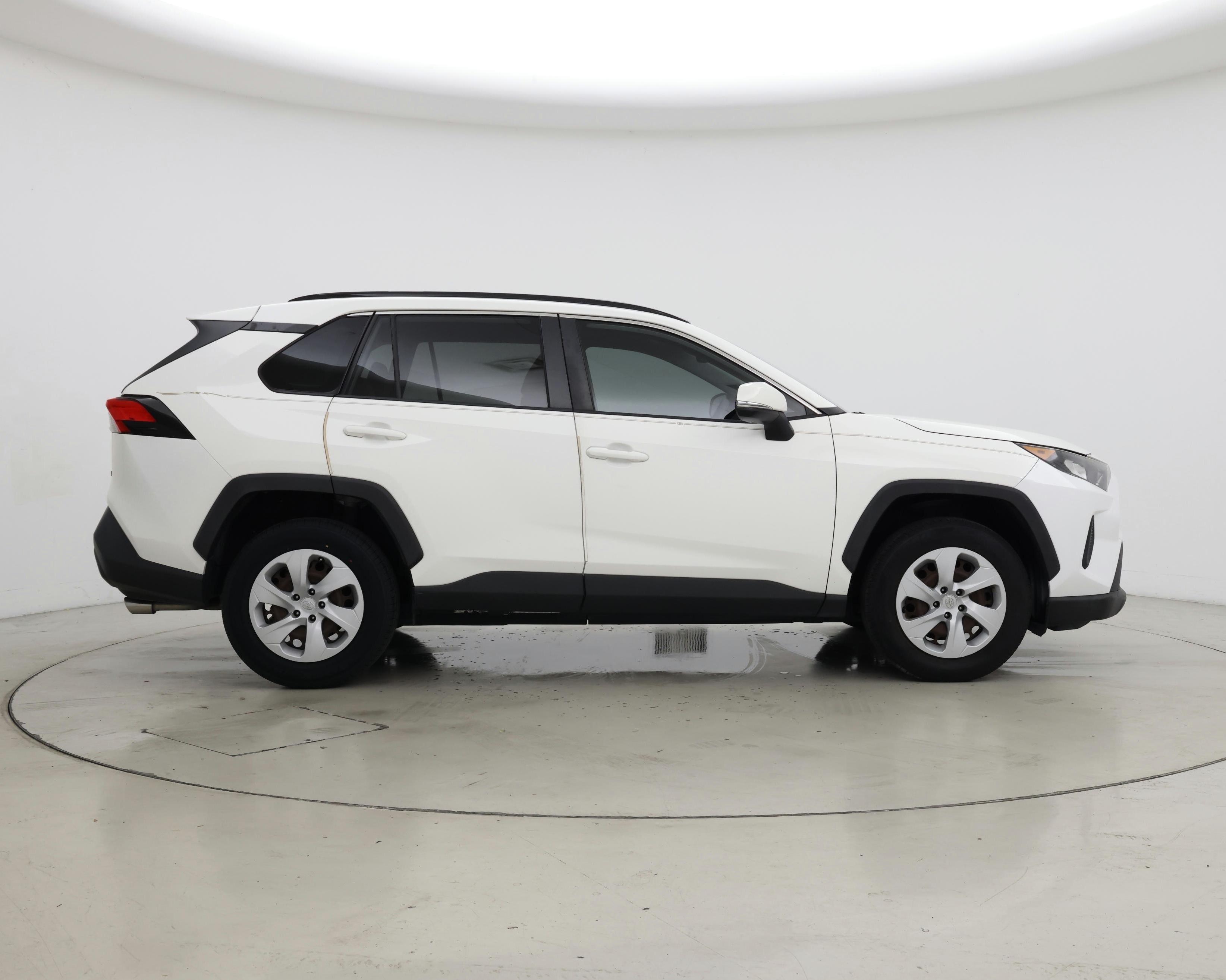 Thumbnail: 2019 Toyota RAV4 - 7