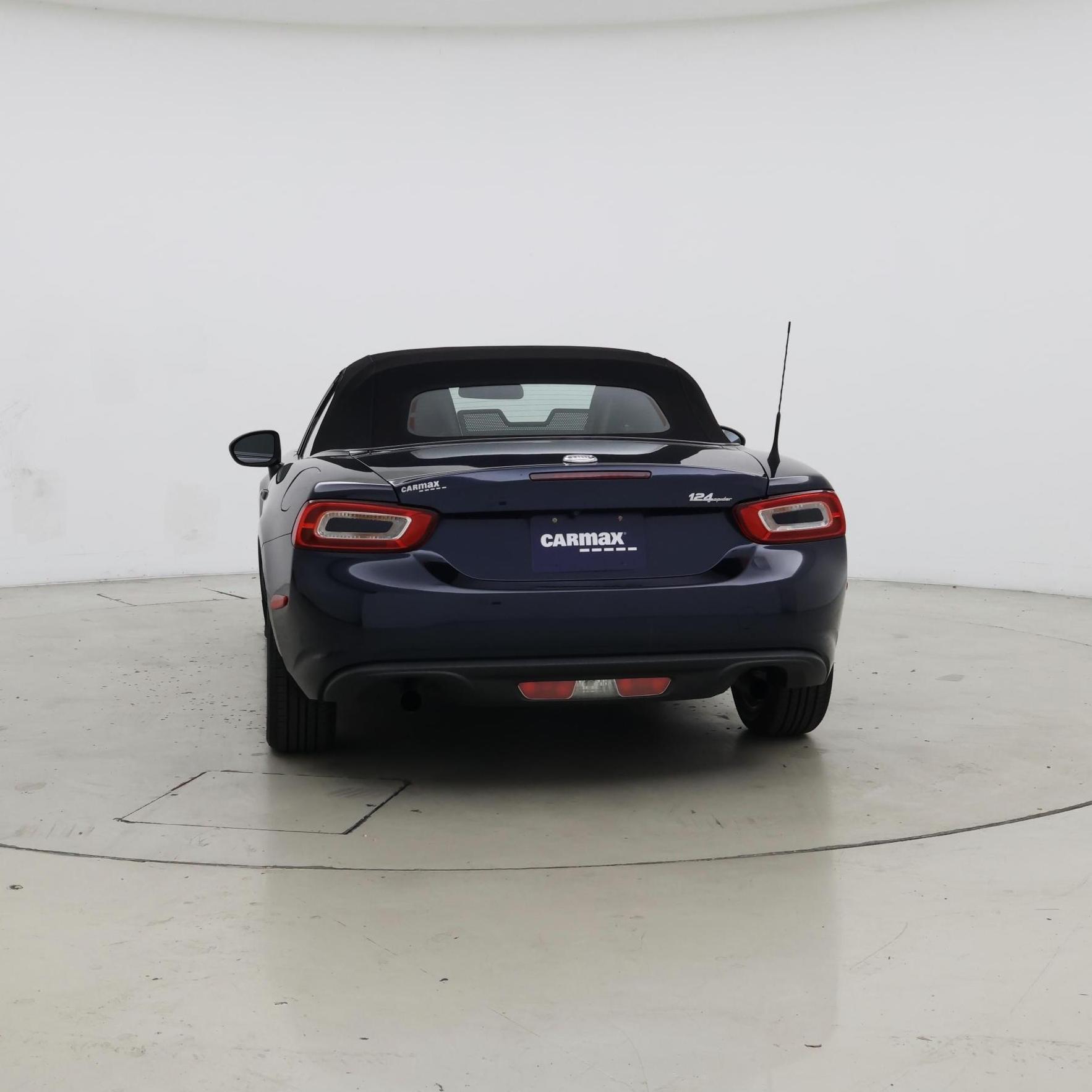Thumbnail: 2019 Fiat 124 Spider - 6