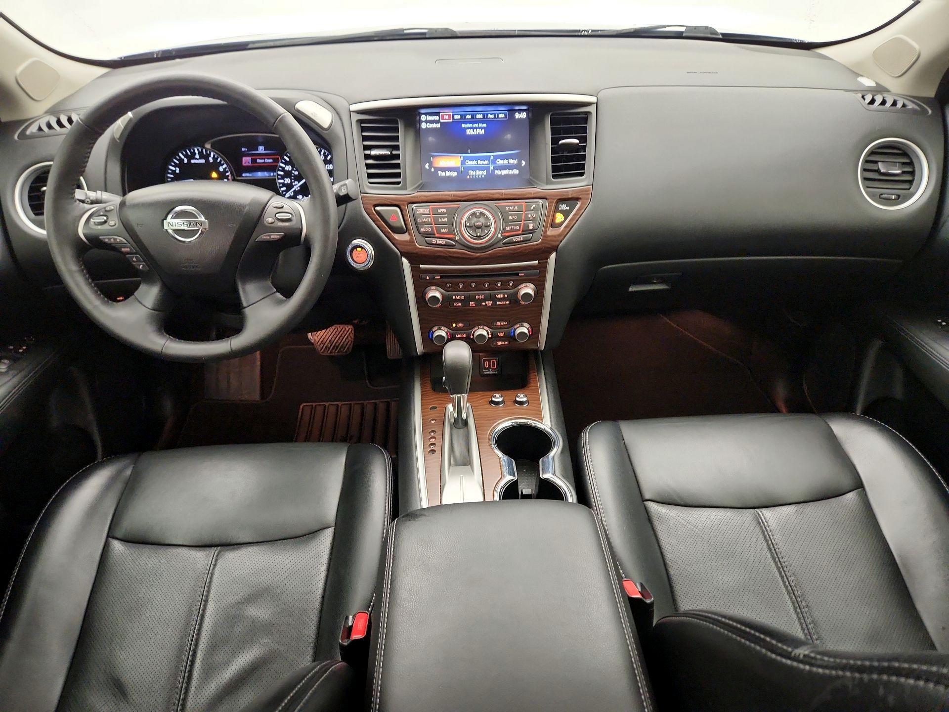 Thumbnail: 2019 Nissan Pathfinder - 9