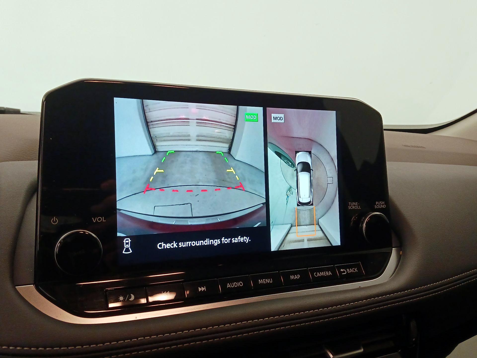 Thumbnail: 2023 Nissan Rogue - 15