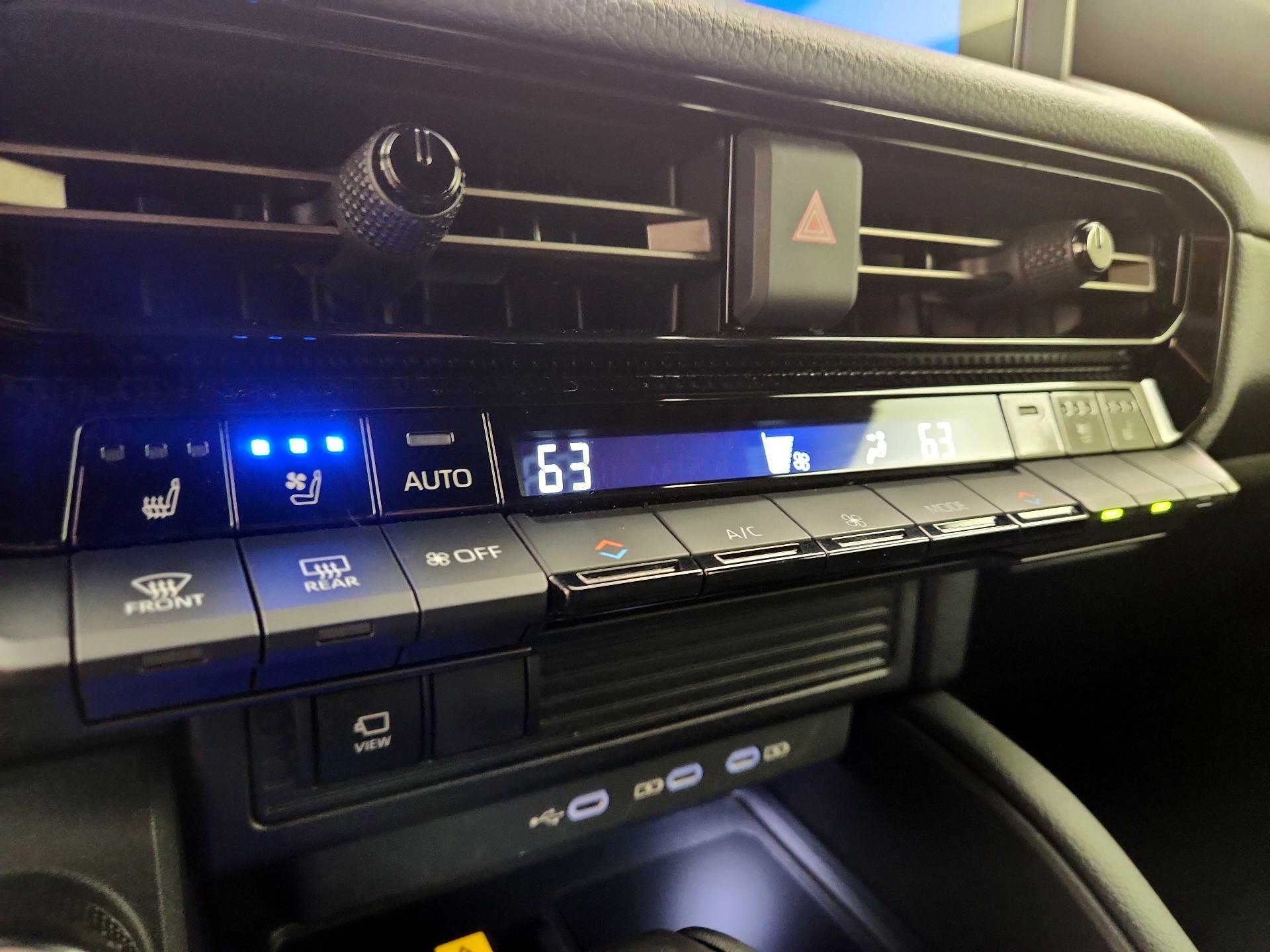 Thumbnail: 2025 Toyota Land Cruiser - 17