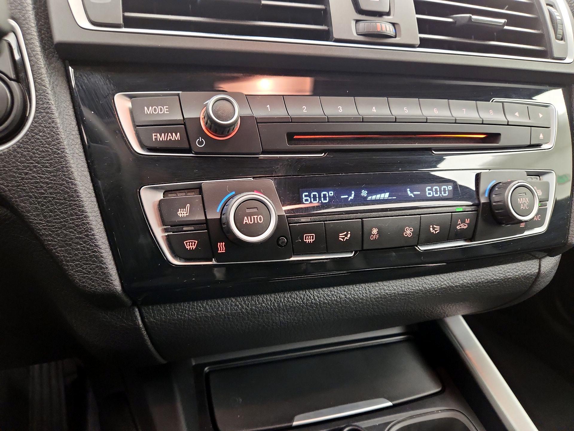 Thumbnail: 2016 BMW 2 Series - 16