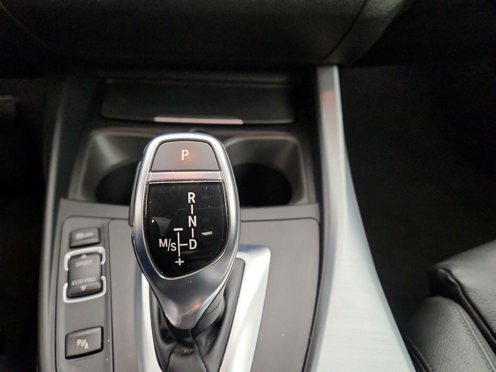 Thumbnail: 2016 BMW 2 Series - 17