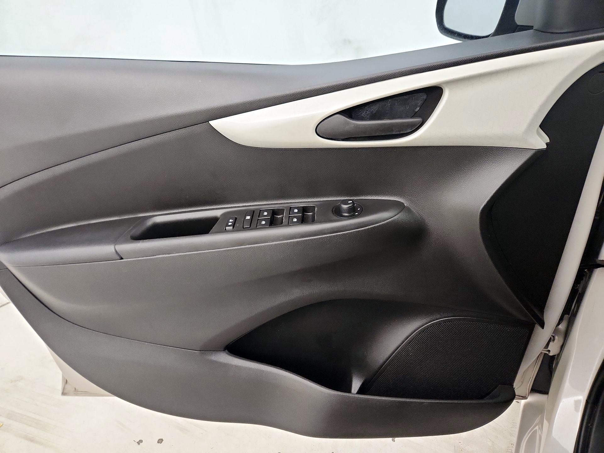 Thumbnail: 2016 Chevrolet Spark - 12