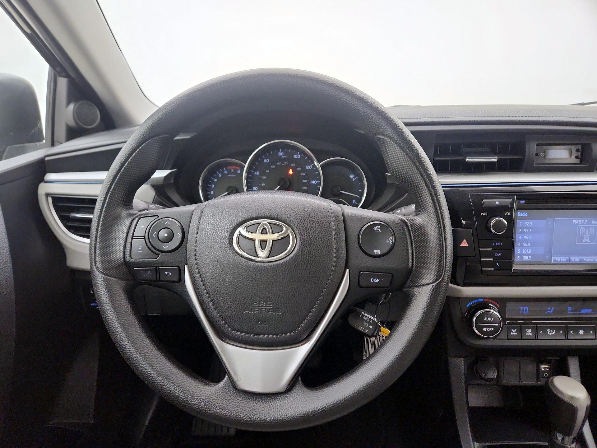 Thumbnail: 2014 Toyota Corolla - 10