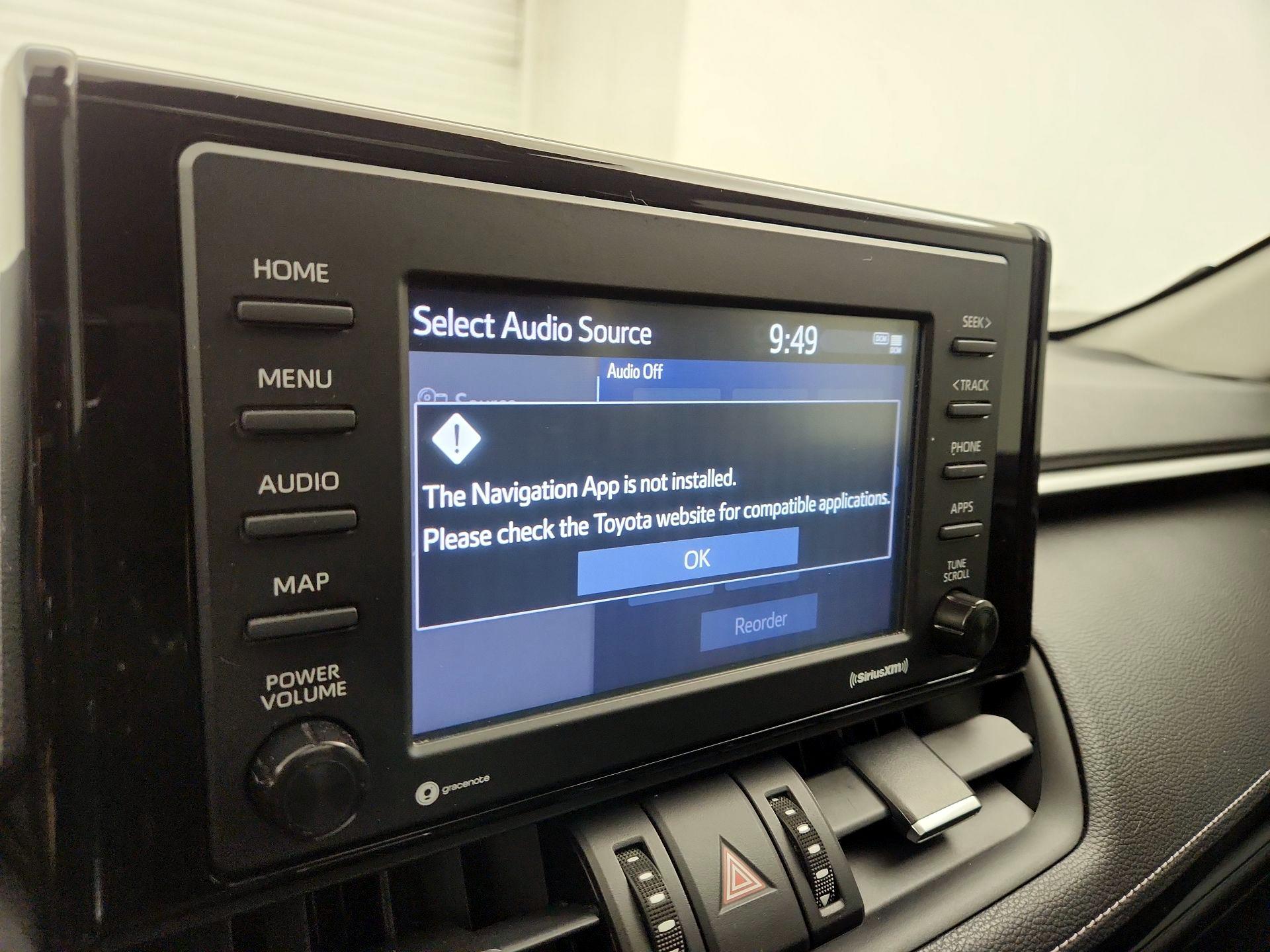 Thumbnail: 2020 Toyota RAV4 - 14