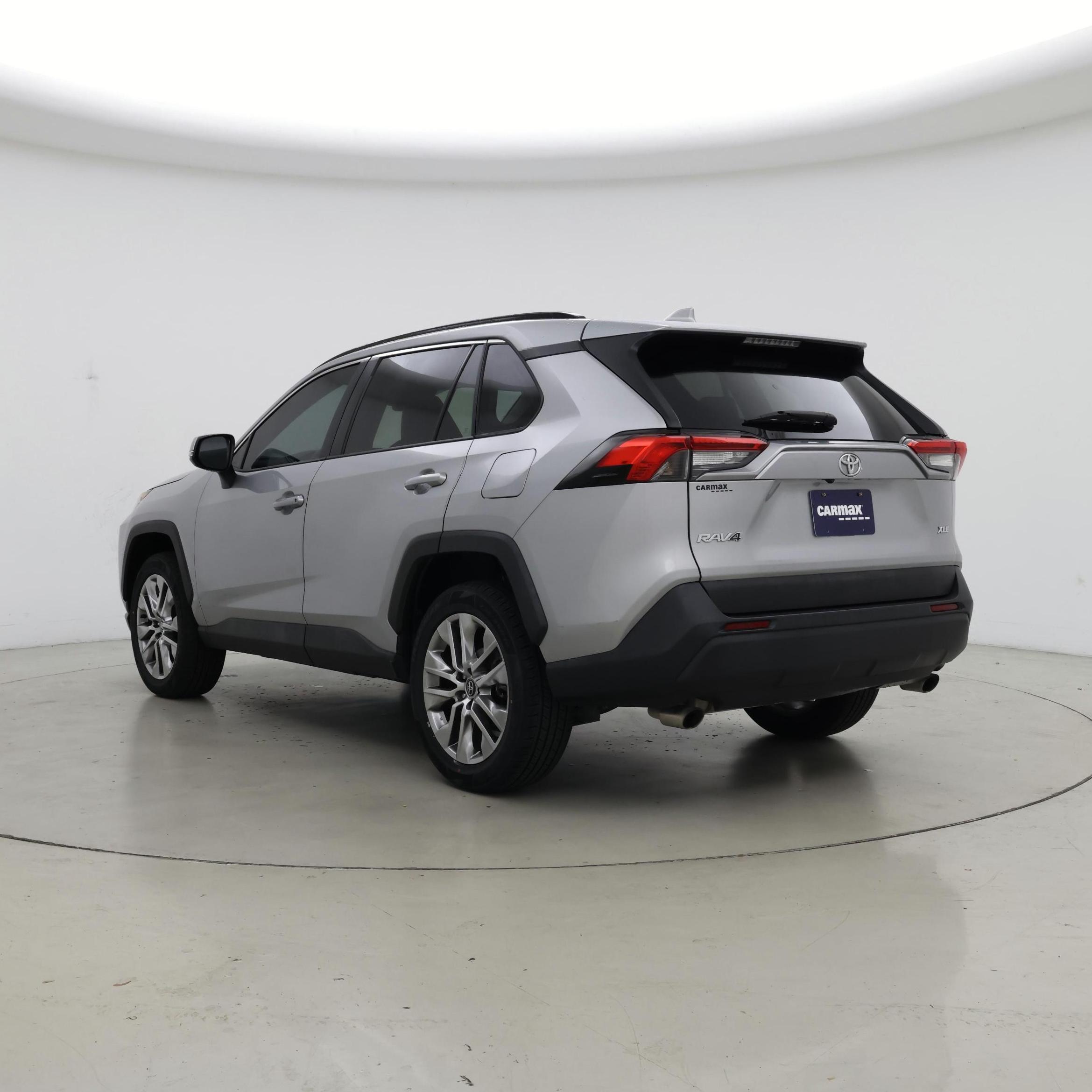 Thumbnail: 2020 Toyota RAV4 - 2