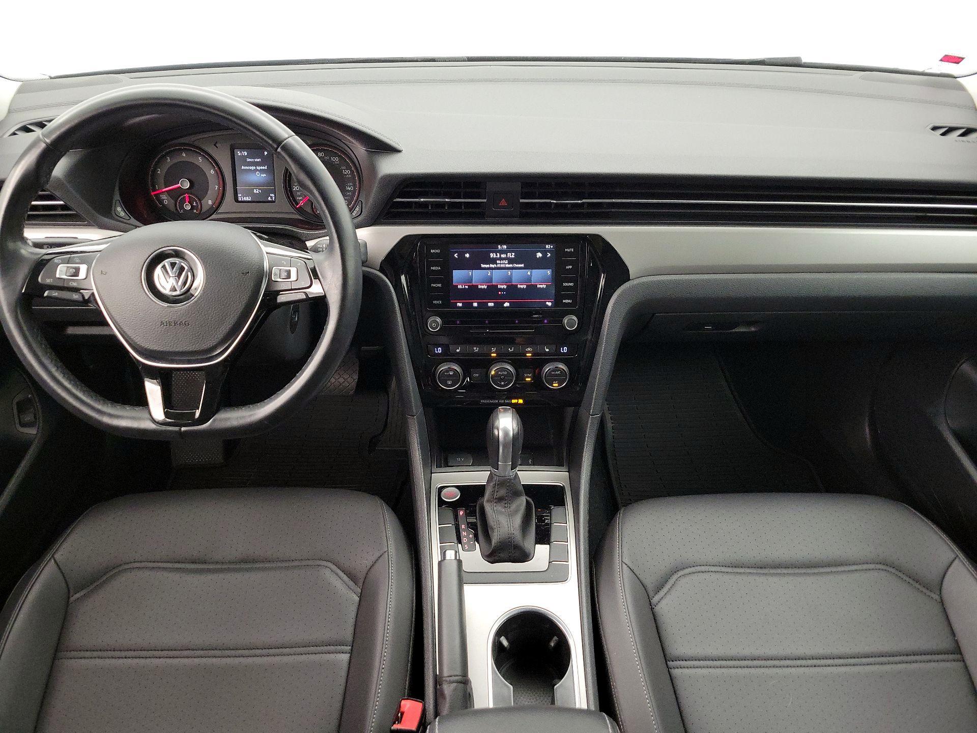 Thumbnail: 2020 Volkswagen Passat - 9