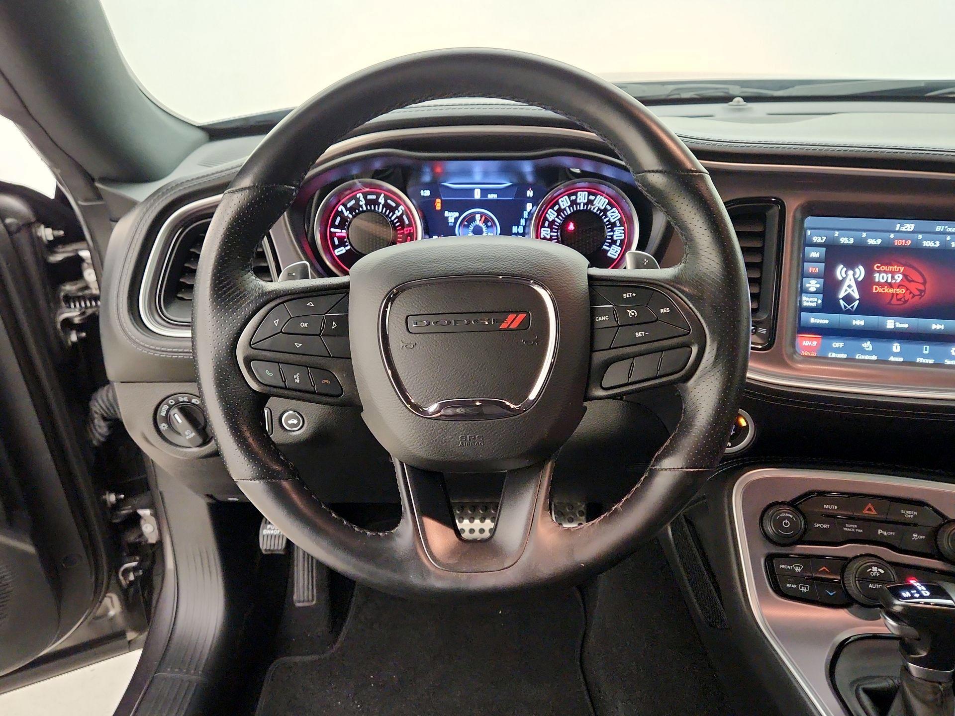 Thumbnail: 2022 Dodge Challenger - 10