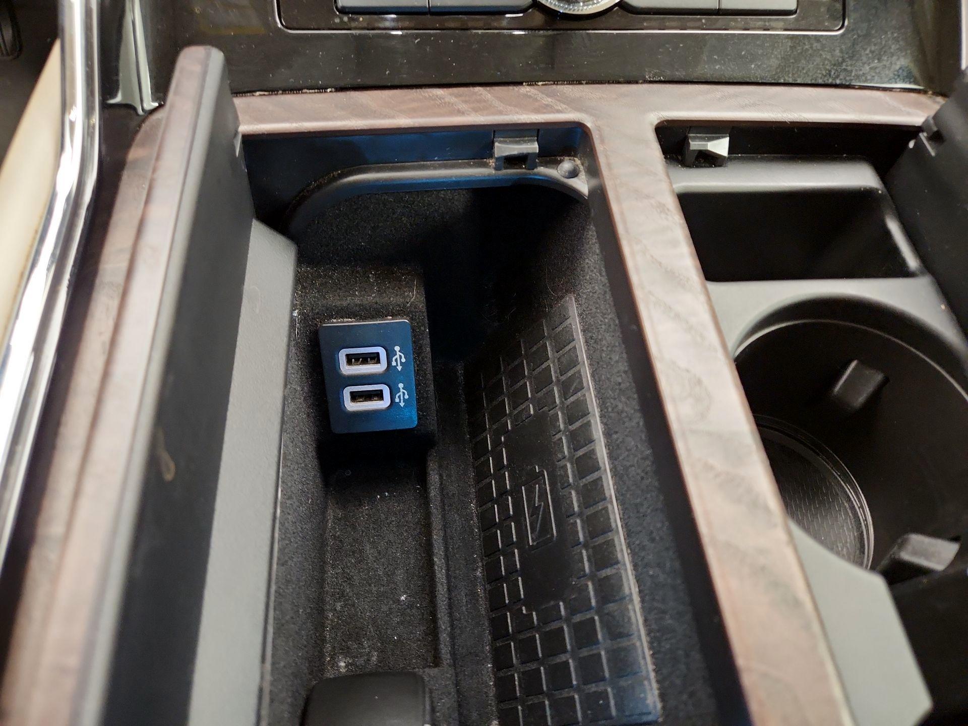 Thumbnail: 2018 Lincoln Navigator - 19