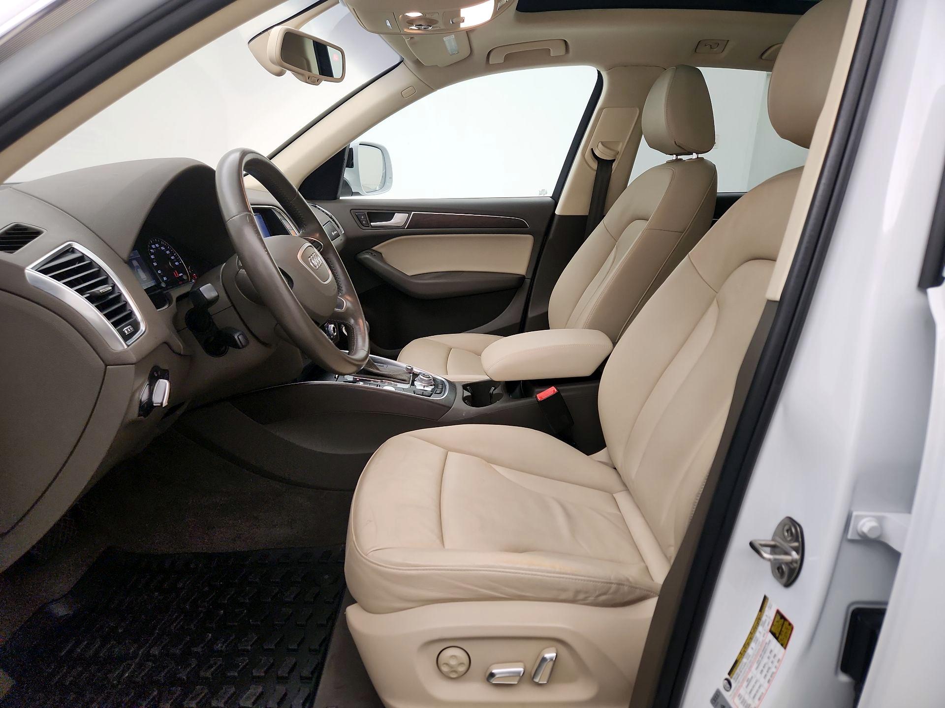 Thumbnail: 2015 Audi Q5 - 11