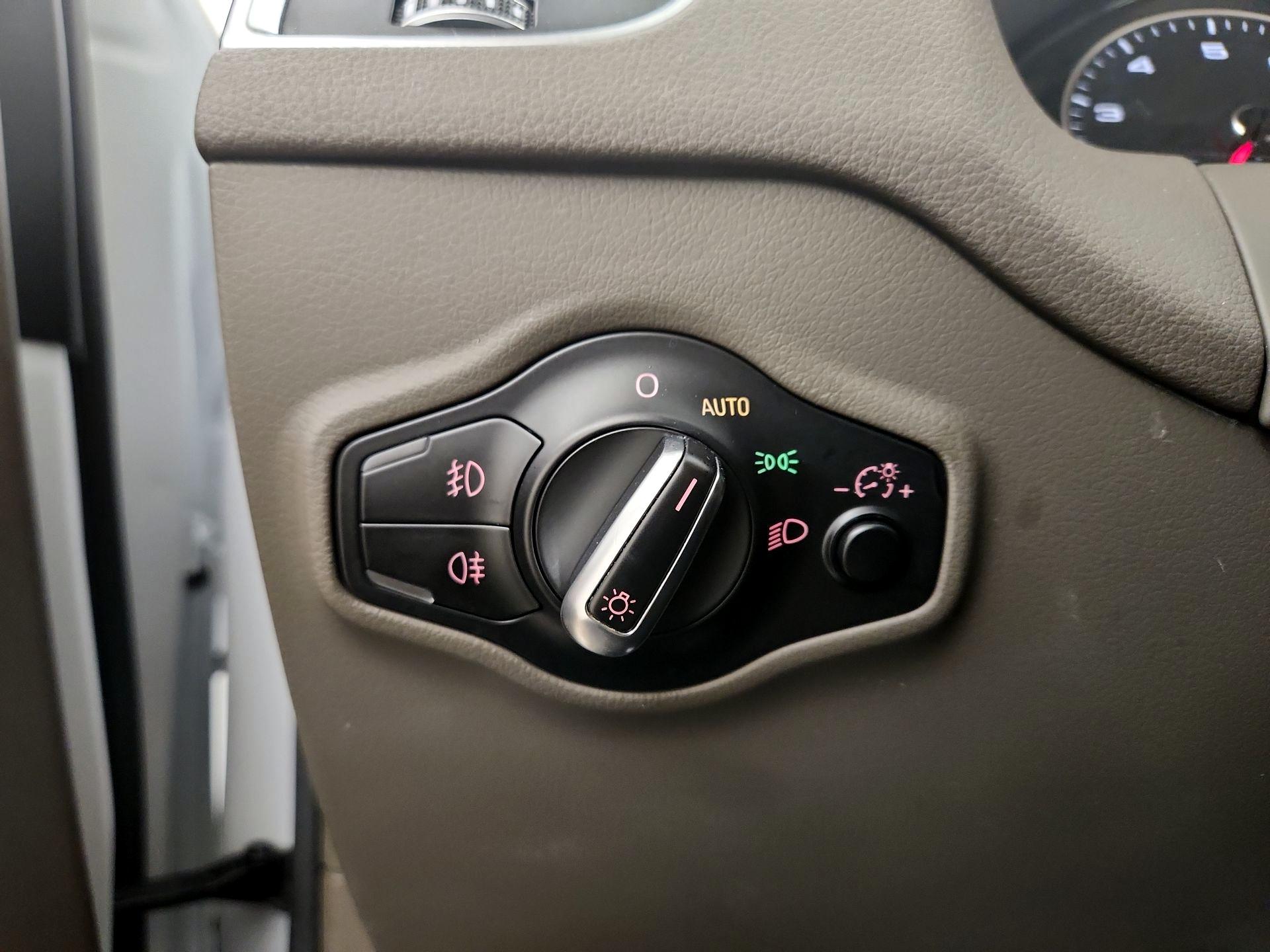 Thumbnail: 2015 Audi Q5 - 13