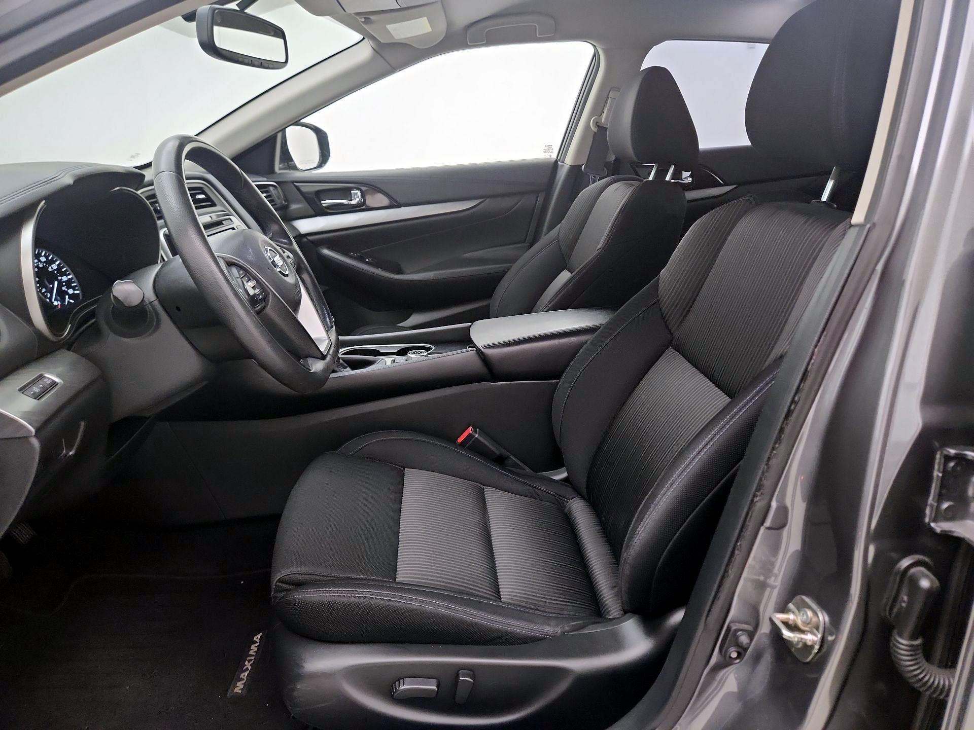 Thumbnail: 2017 Nissan Maxima - 11