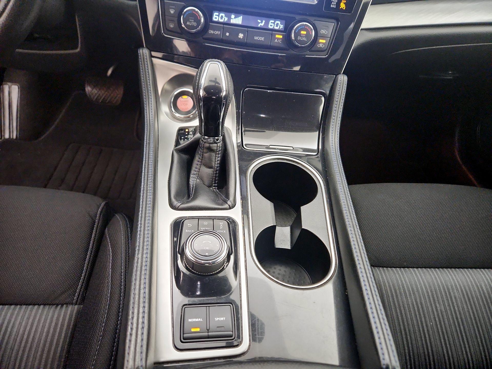 Thumbnail: 2017 Nissan Maxima - 18