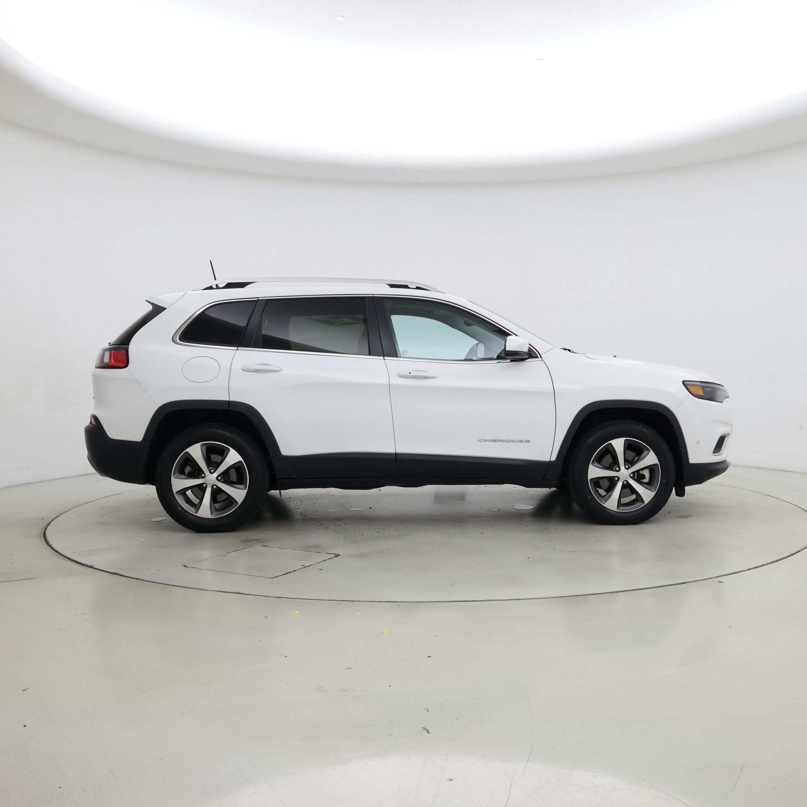 Thumbnail: 2021 Jeep Cherokee - 7