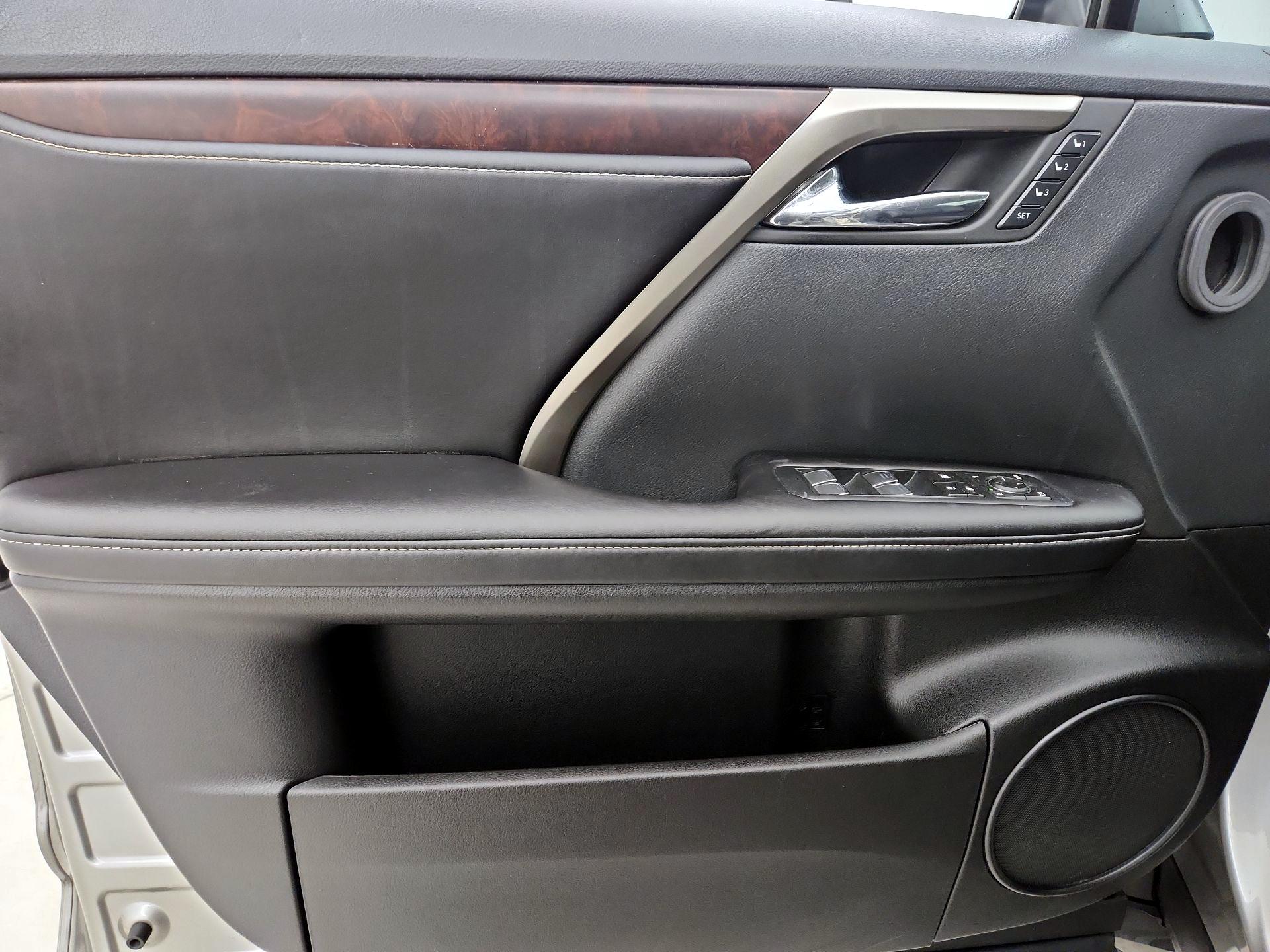 Thumbnail: 2020 Lexus RX - 12