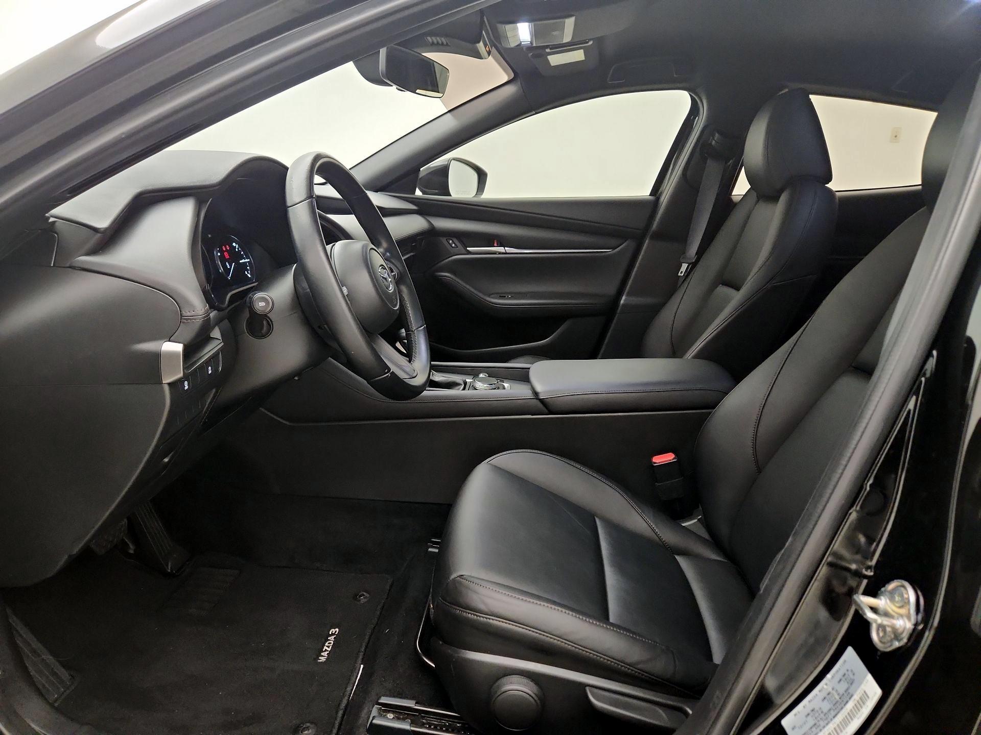 Thumbnail: 2022 Mazda Mazda3 - 11