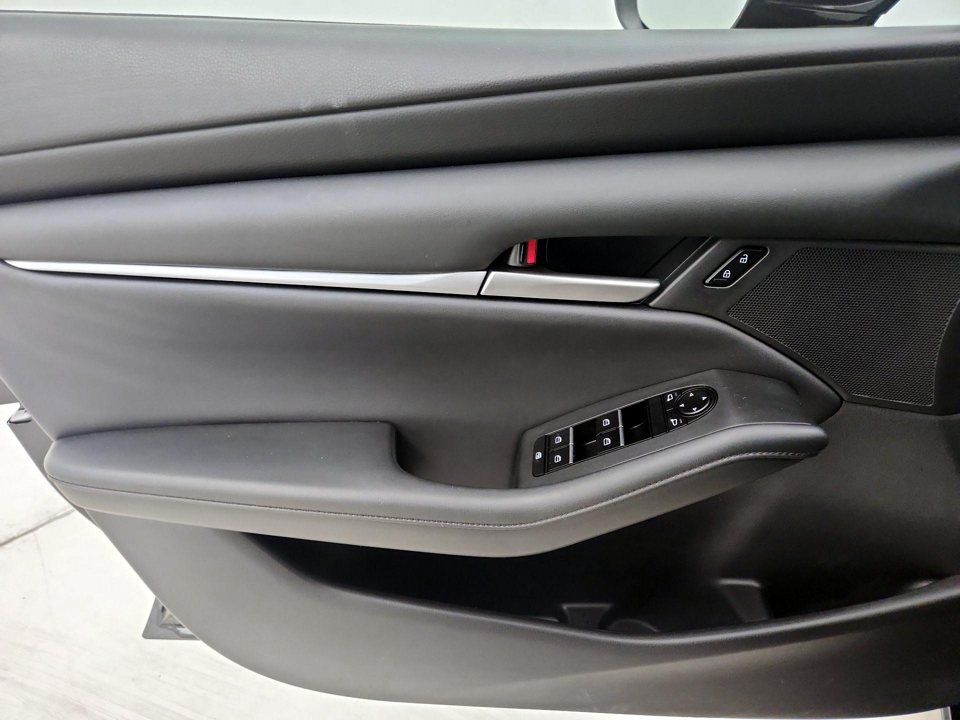 Thumbnail: 2022 Mazda Mazda3 - 12