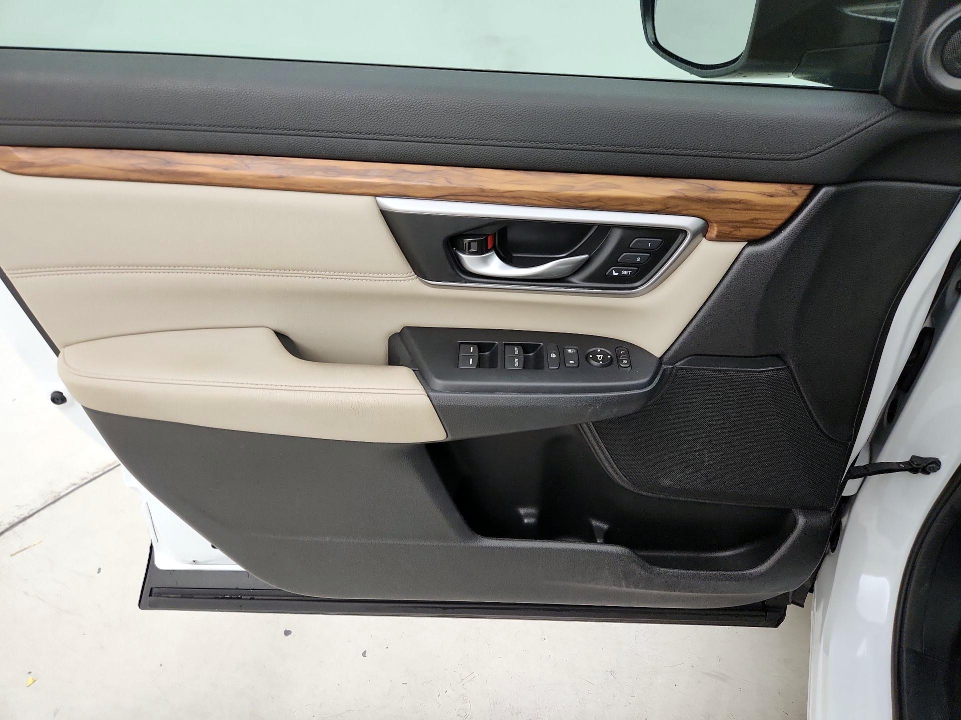 Thumbnail: 2019 Honda CR-V - 12