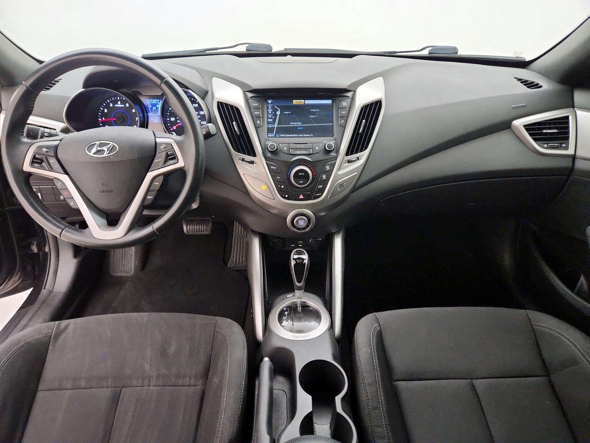 Thumbnail: 2017 Hyundai Veloster - 9