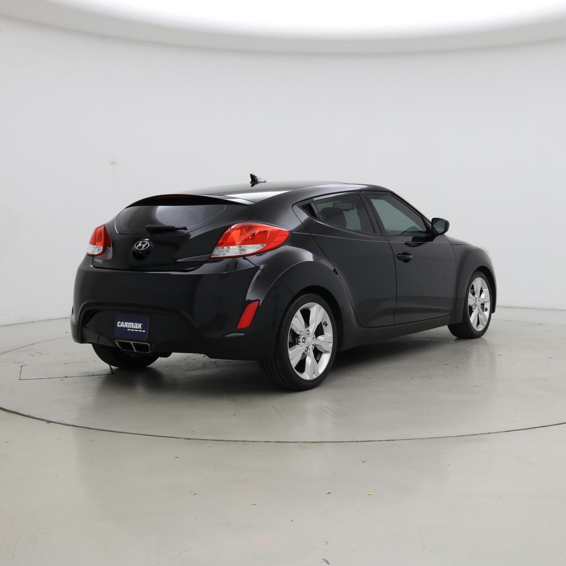 Thumbnail: 2017 Hyundai Veloster - 8