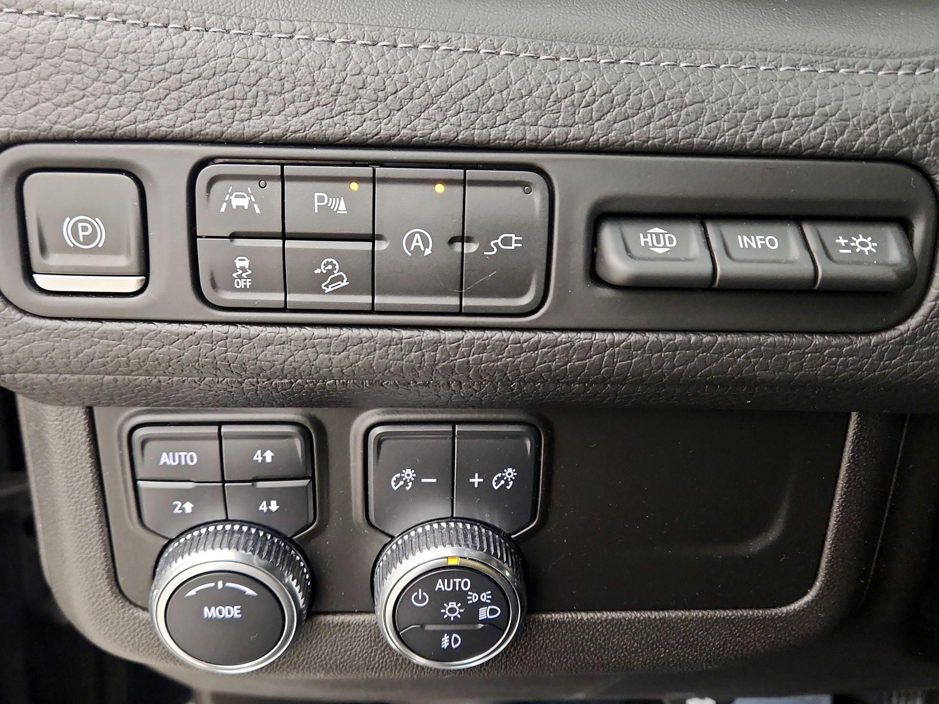 Thumbnail: 2021 GMC Yukon XL - 13