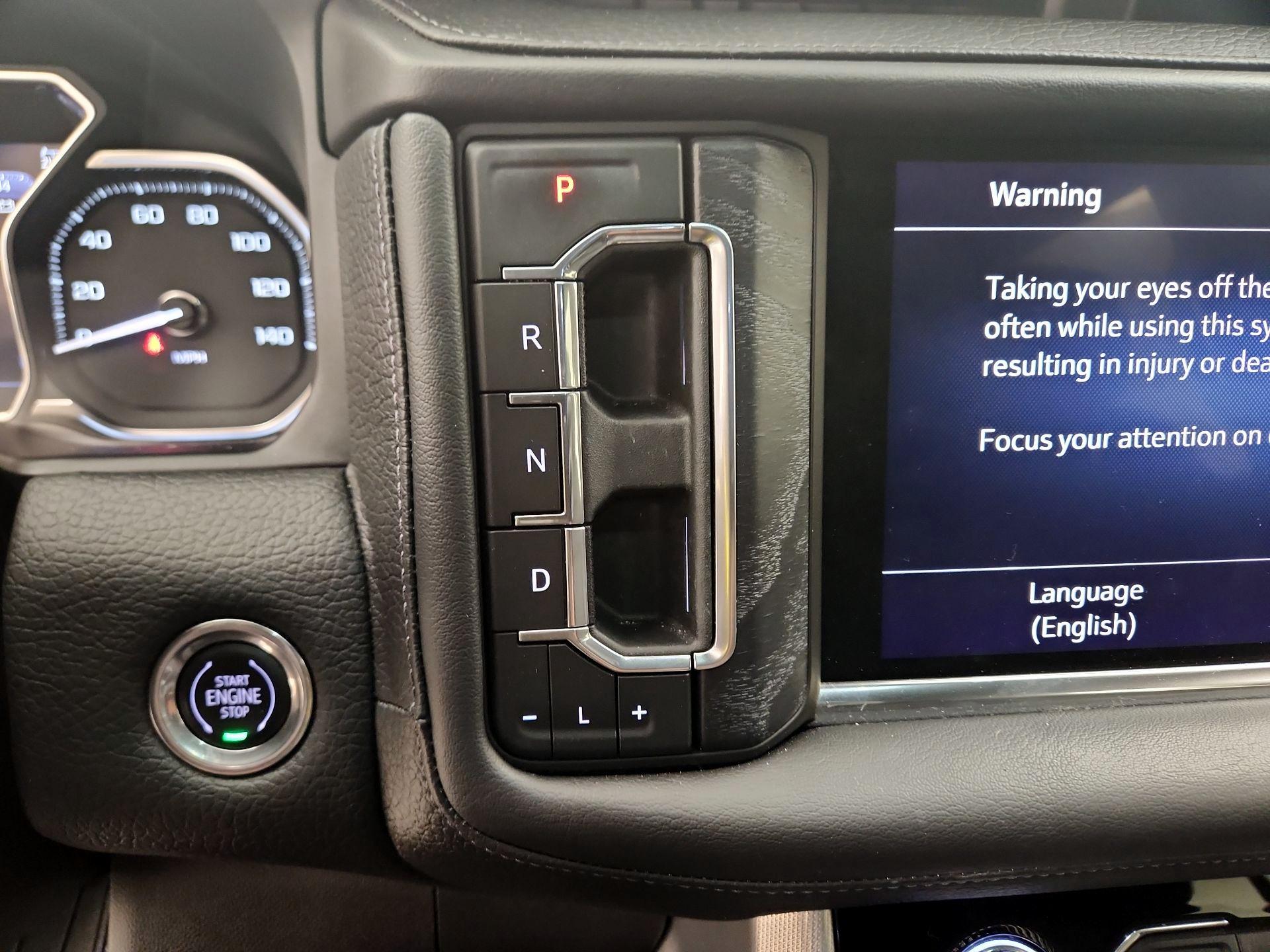 Thumbnail: 2021 GMC Yukon XL - 17