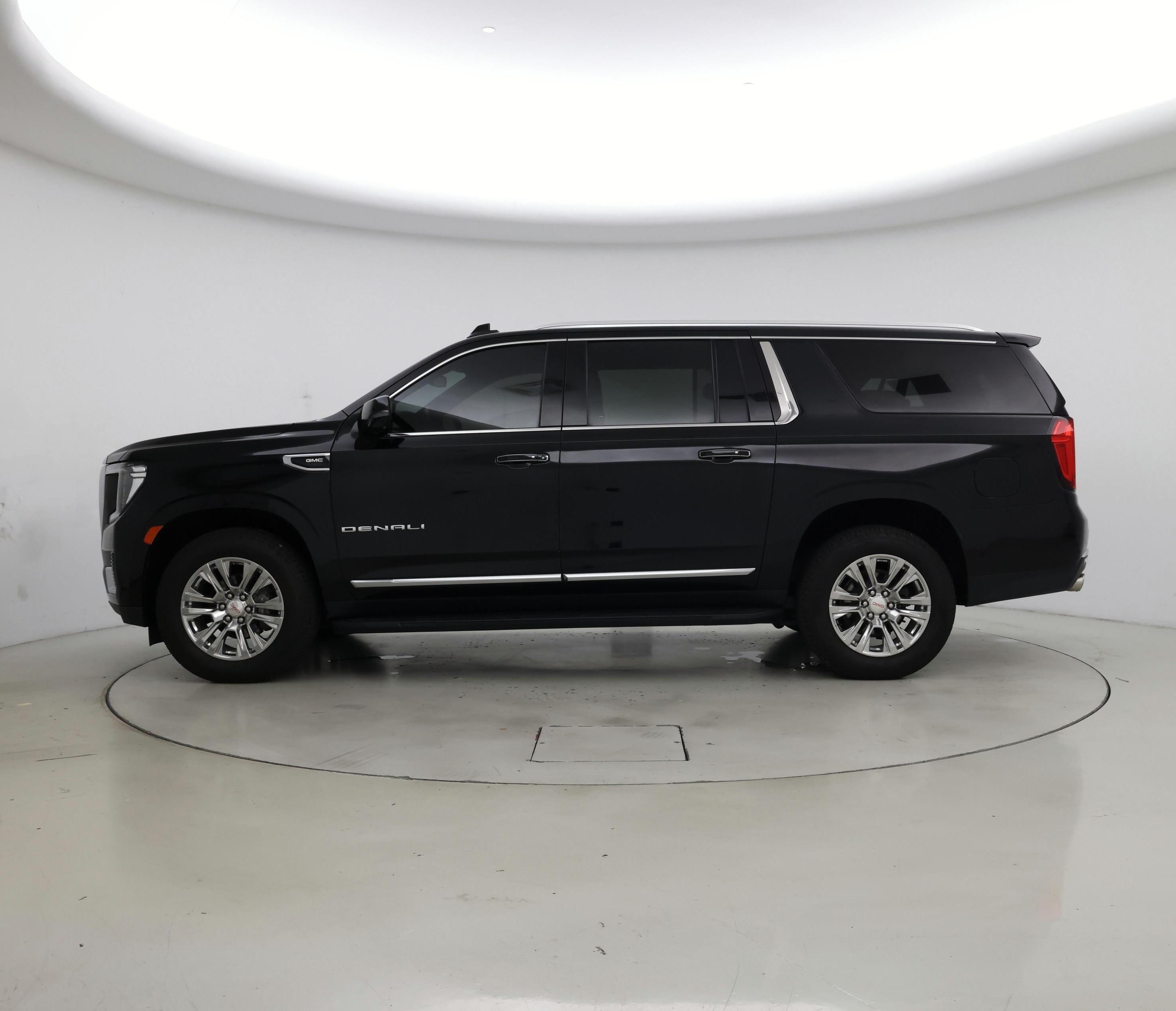 Thumbnail: 2021 GMC Yukon XL - 3