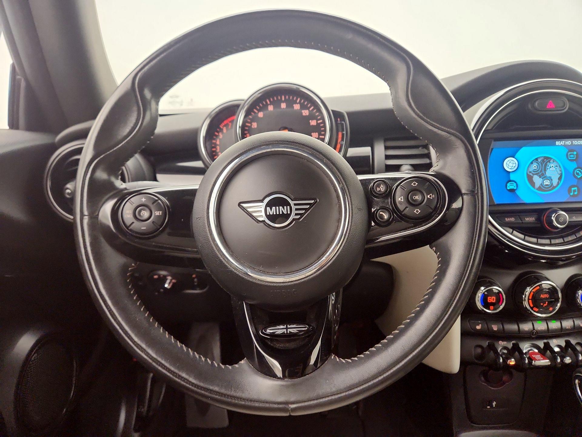 Thumbnail: 2019 MINI Cooper - 10