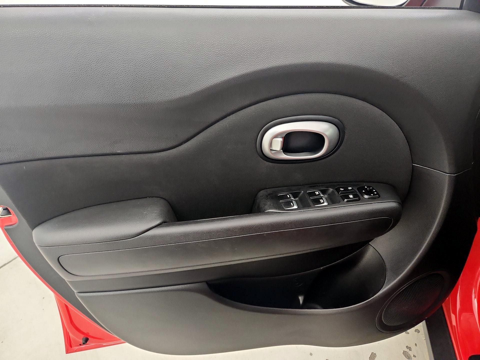 Thumbnail: 2019 Kia Soul - 12