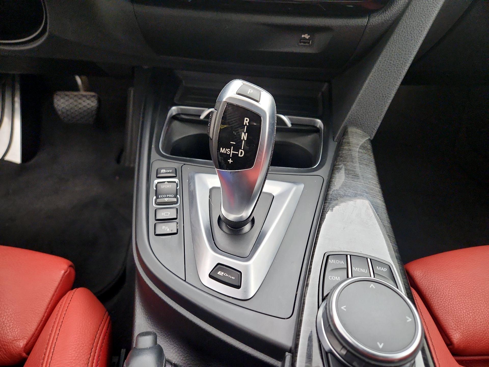 Thumbnail: 2018 BMW 3 Series - 17