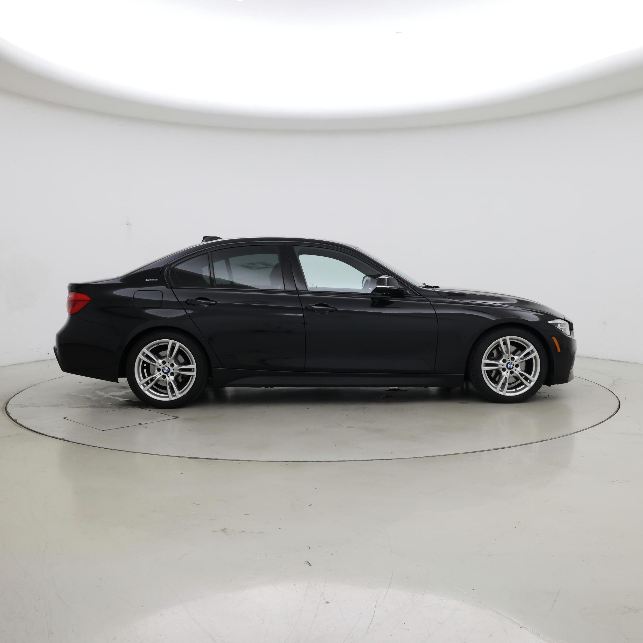 Thumbnail: 2018 BMW 3 Series - 7