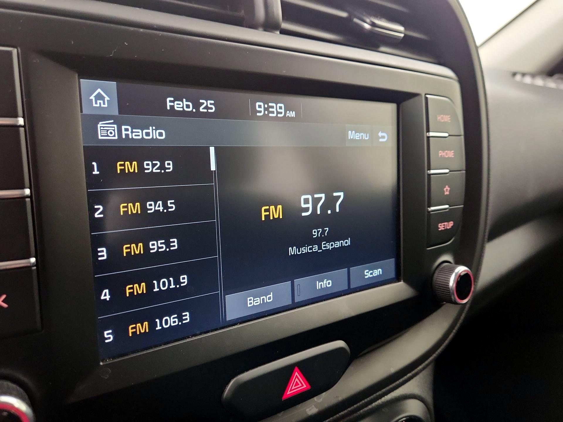 Thumbnail: 2021 Kia Soul - 15