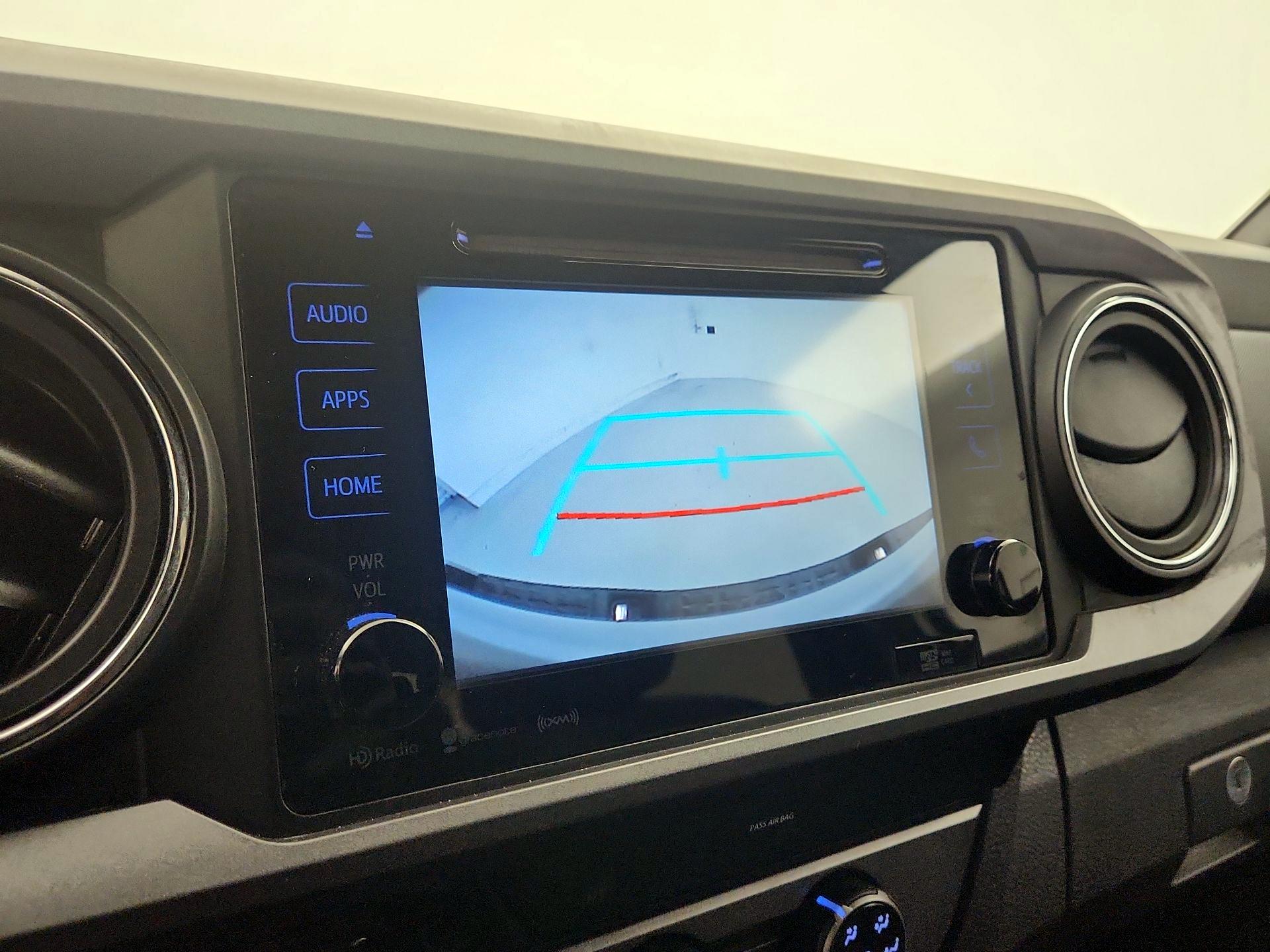 Thumbnail: 2018 Toyota Tacoma - 14