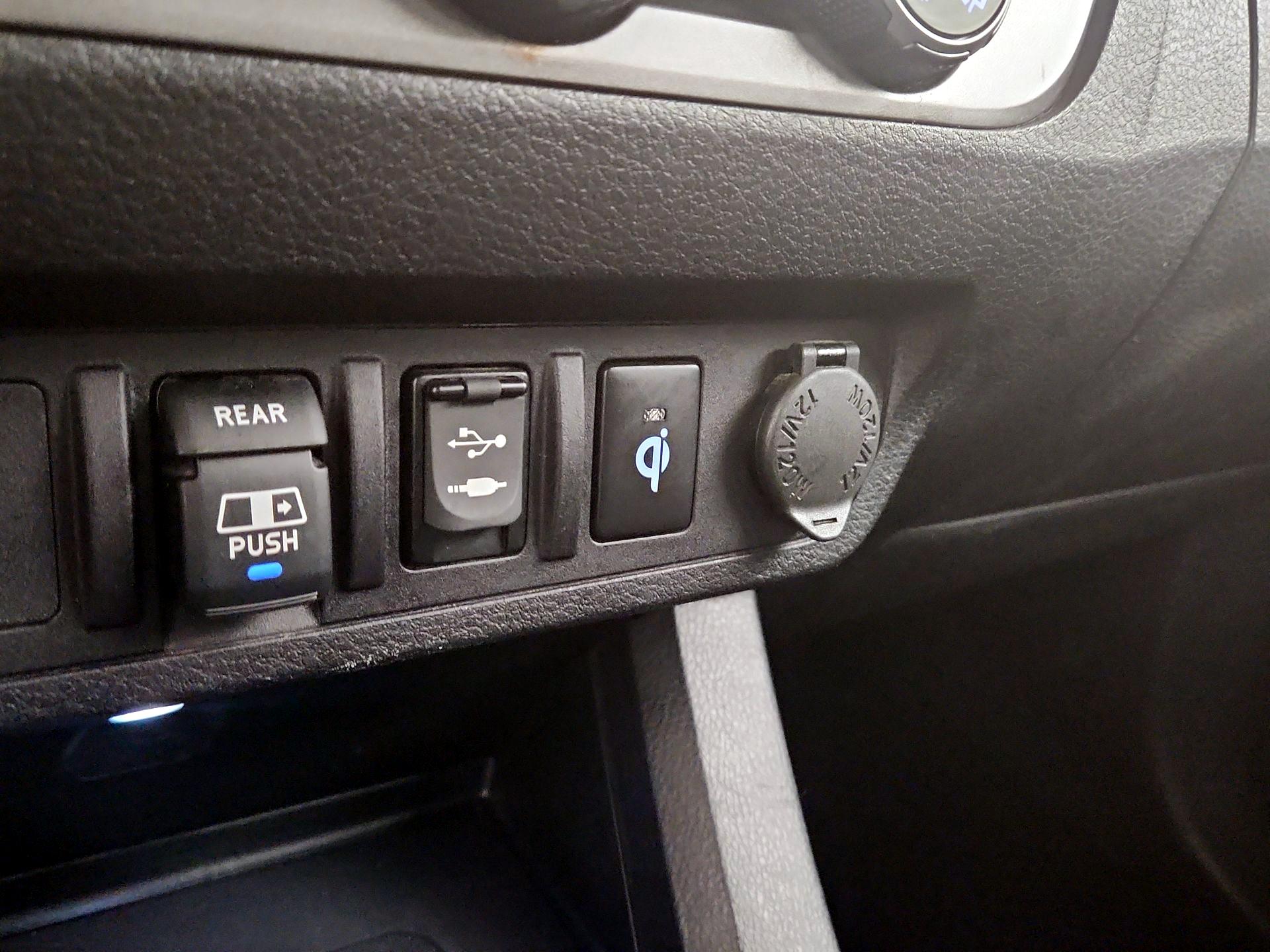 Thumbnail: 2018 Toyota Tacoma - 18