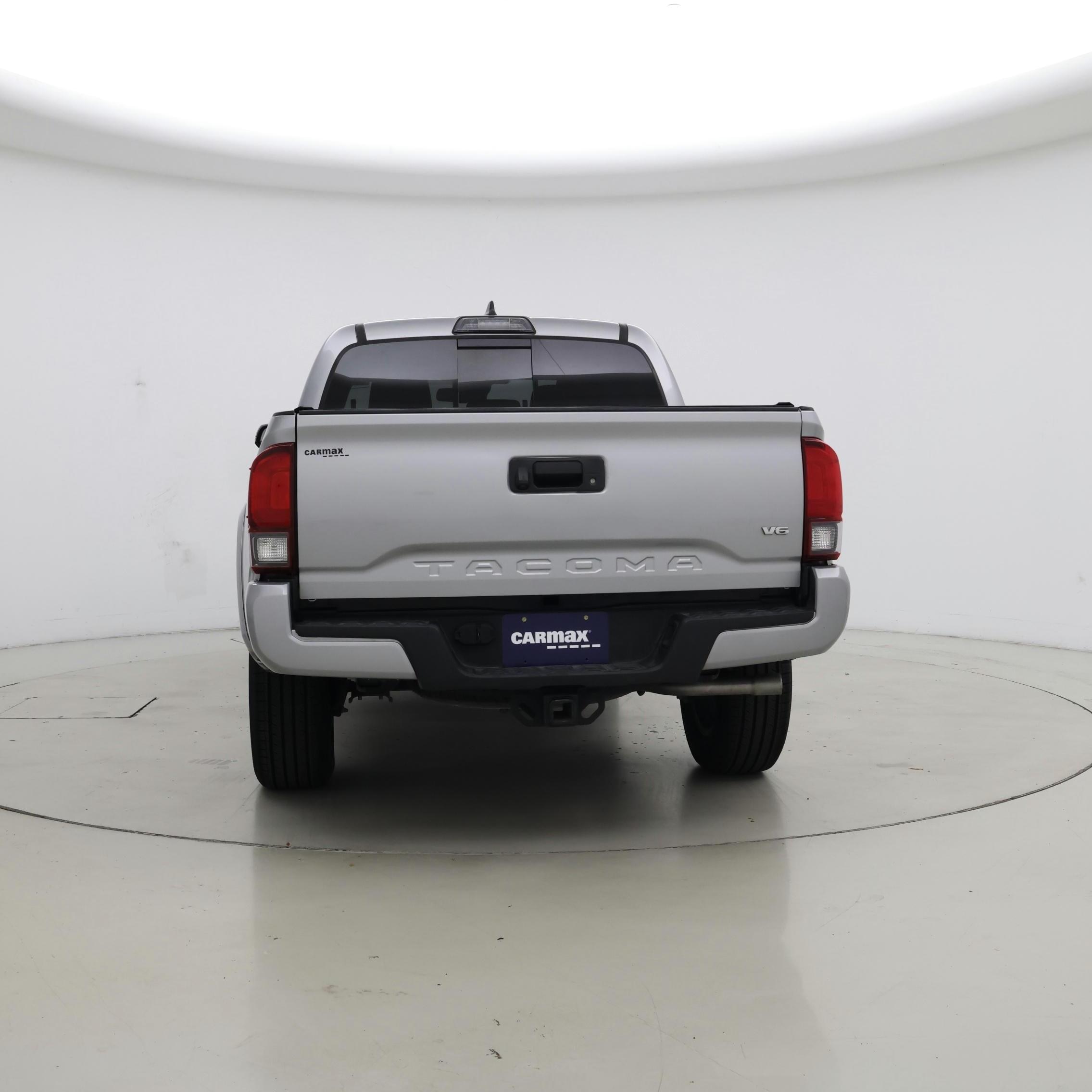 Thumbnail: 2018 Toyota Tacoma - 6