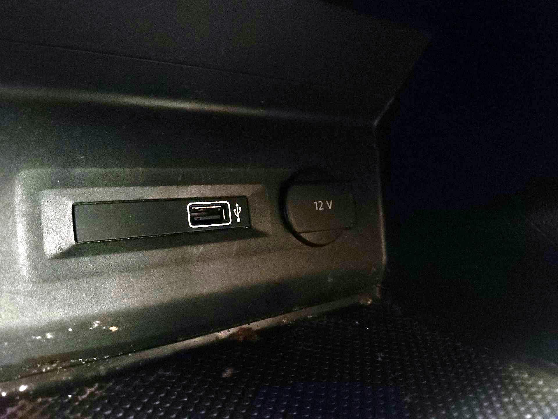 Thumbnail: 2018 Volkswagen Atlas - 18