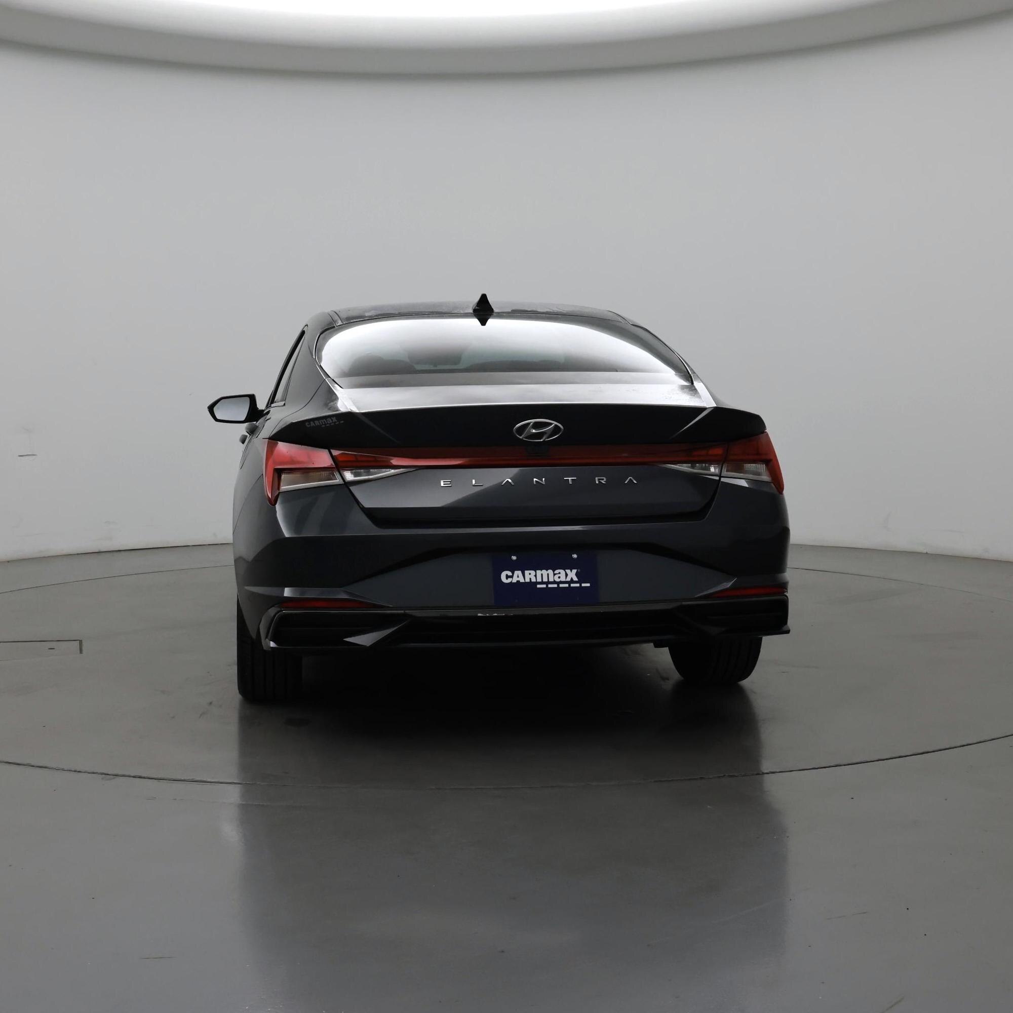Thumbnail: 2022 Hyundai Elantra - 6