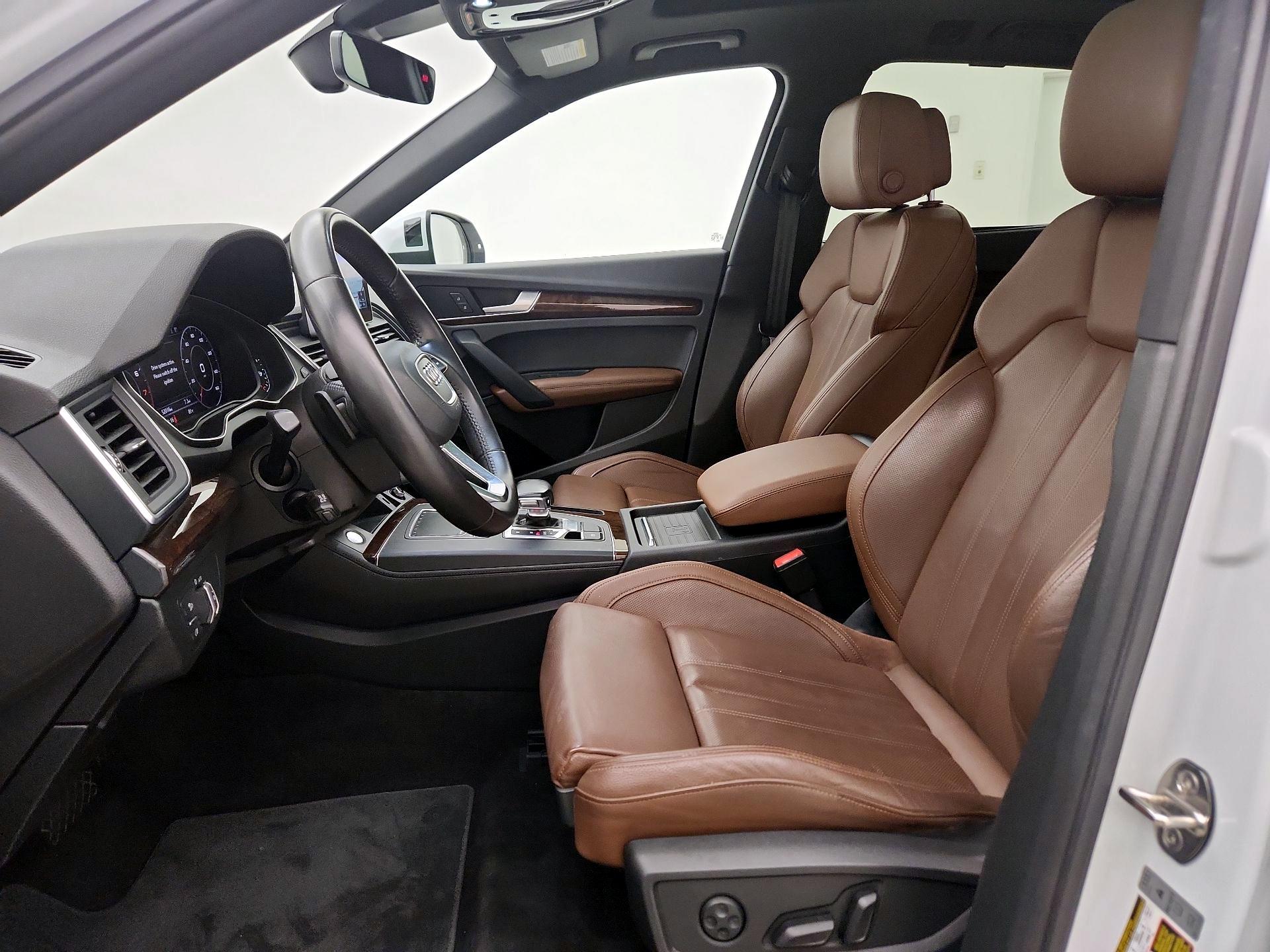 Thumbnail: 2020 Audi Q5 - 11