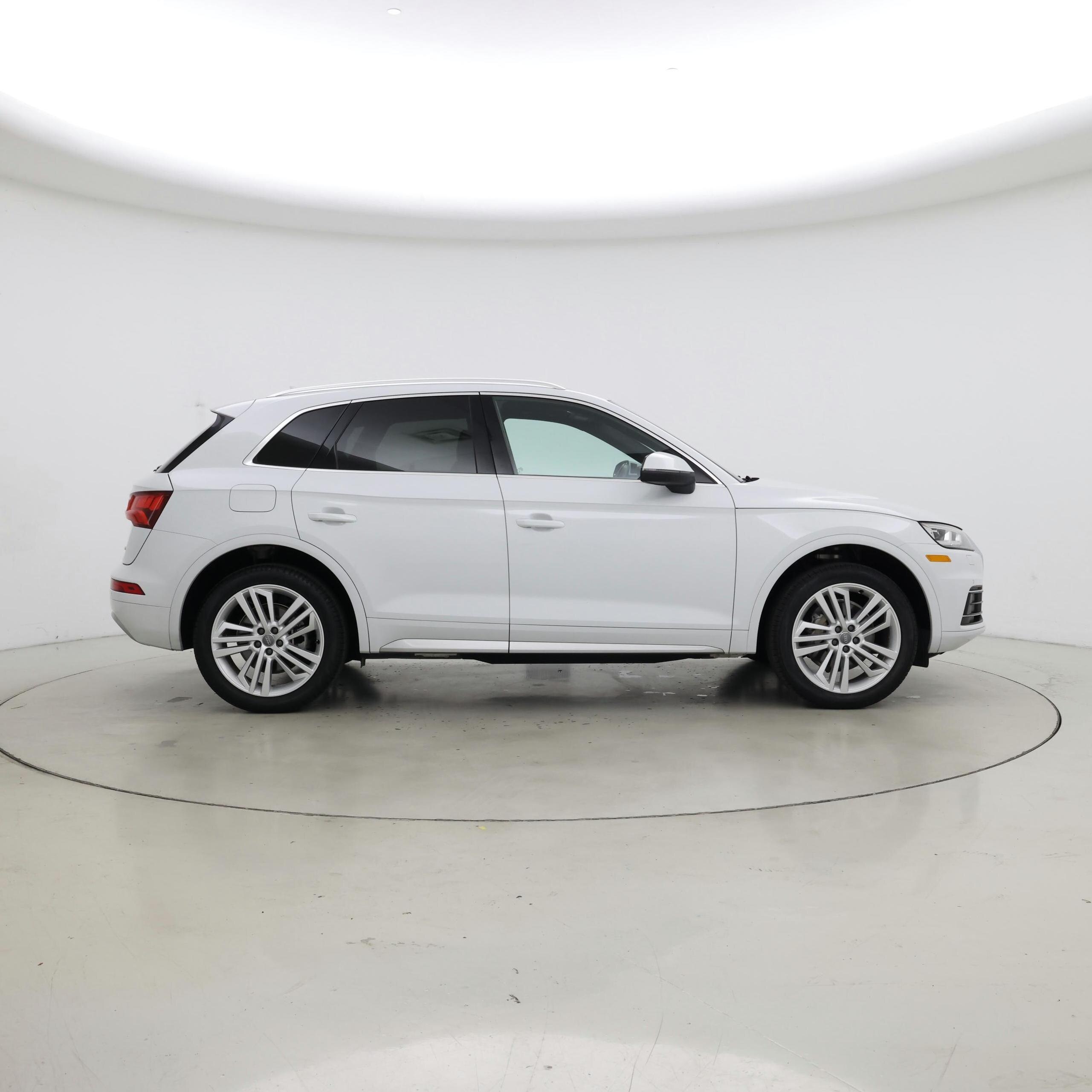 Thumbnail: 2020 Audi Q5 - 7