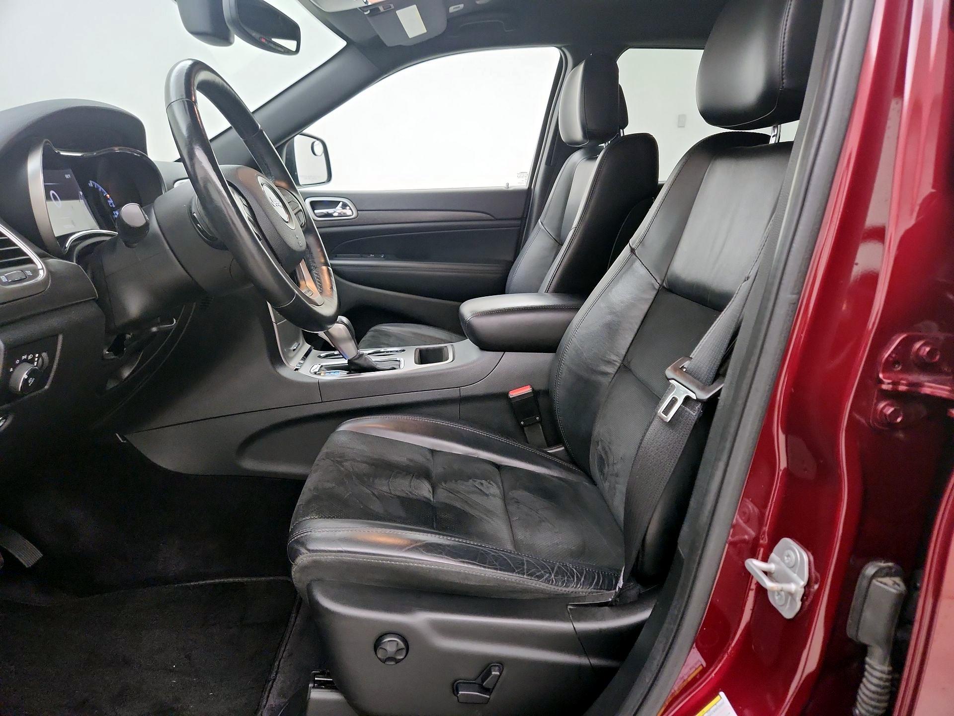 Thumbnail: 2018 Jeep Grand Cherokee - 11