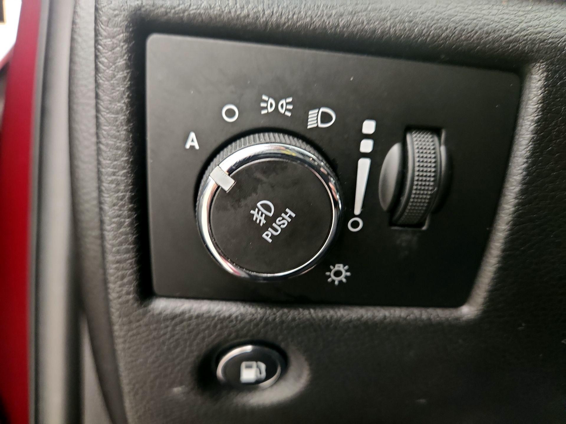 Thumbnail: 2018 Jeep Grand Cherokee - 13